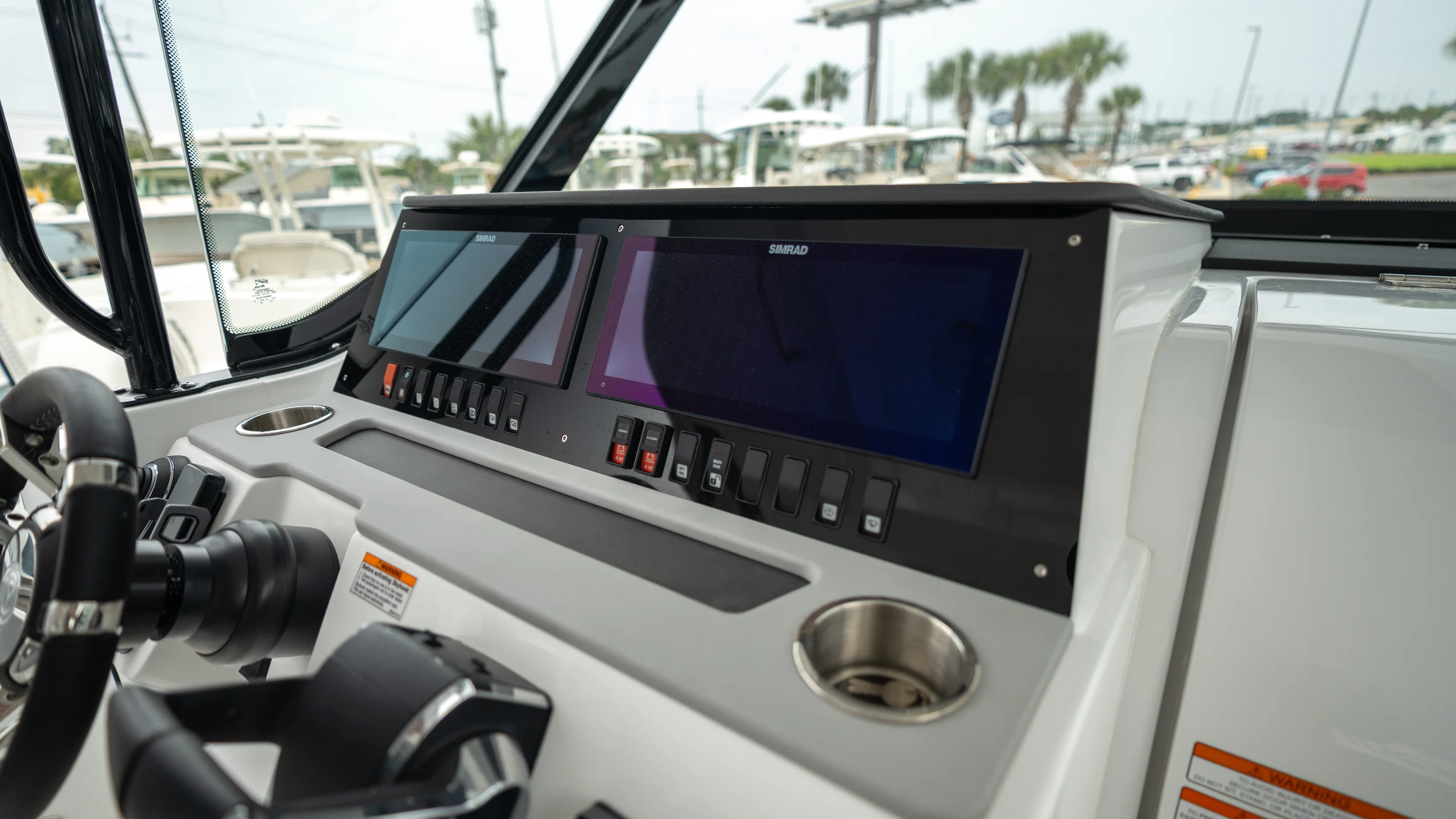 2026 Cruisers Yachts 38 VTR Image Thumbnail #28