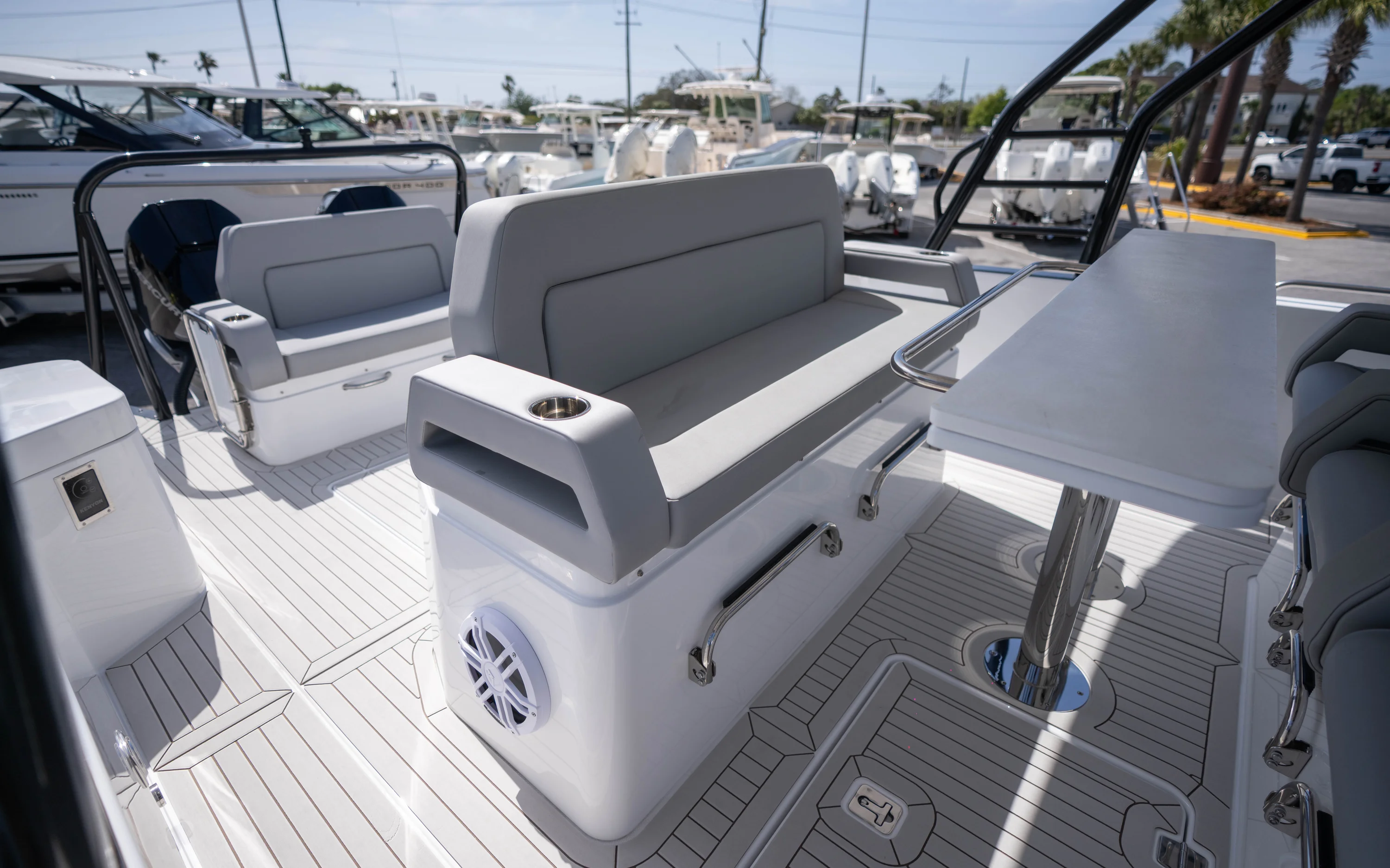 2026 Cruisers Yachts 38 VTR Image Thumbnail #40