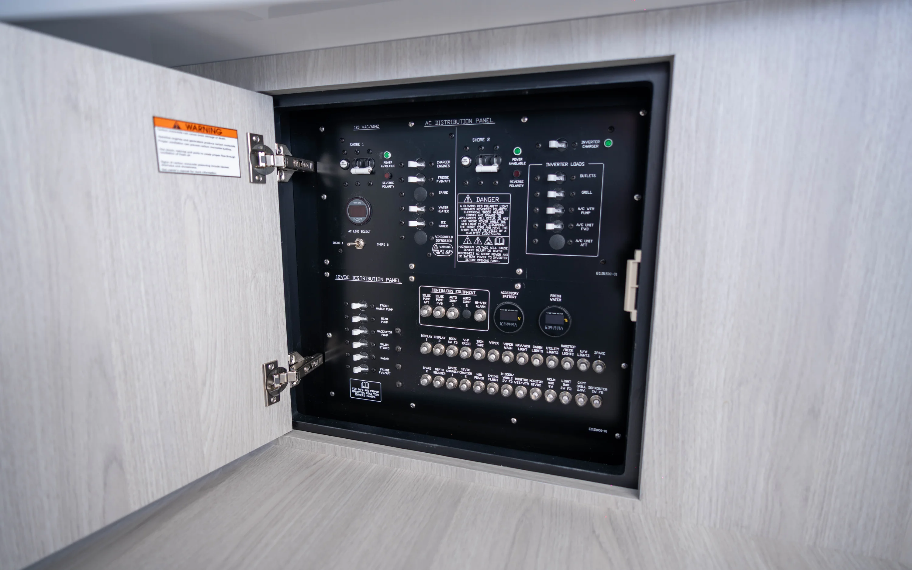 2026 Cruisers Yachts 38 VTR Image Thumbnail #32