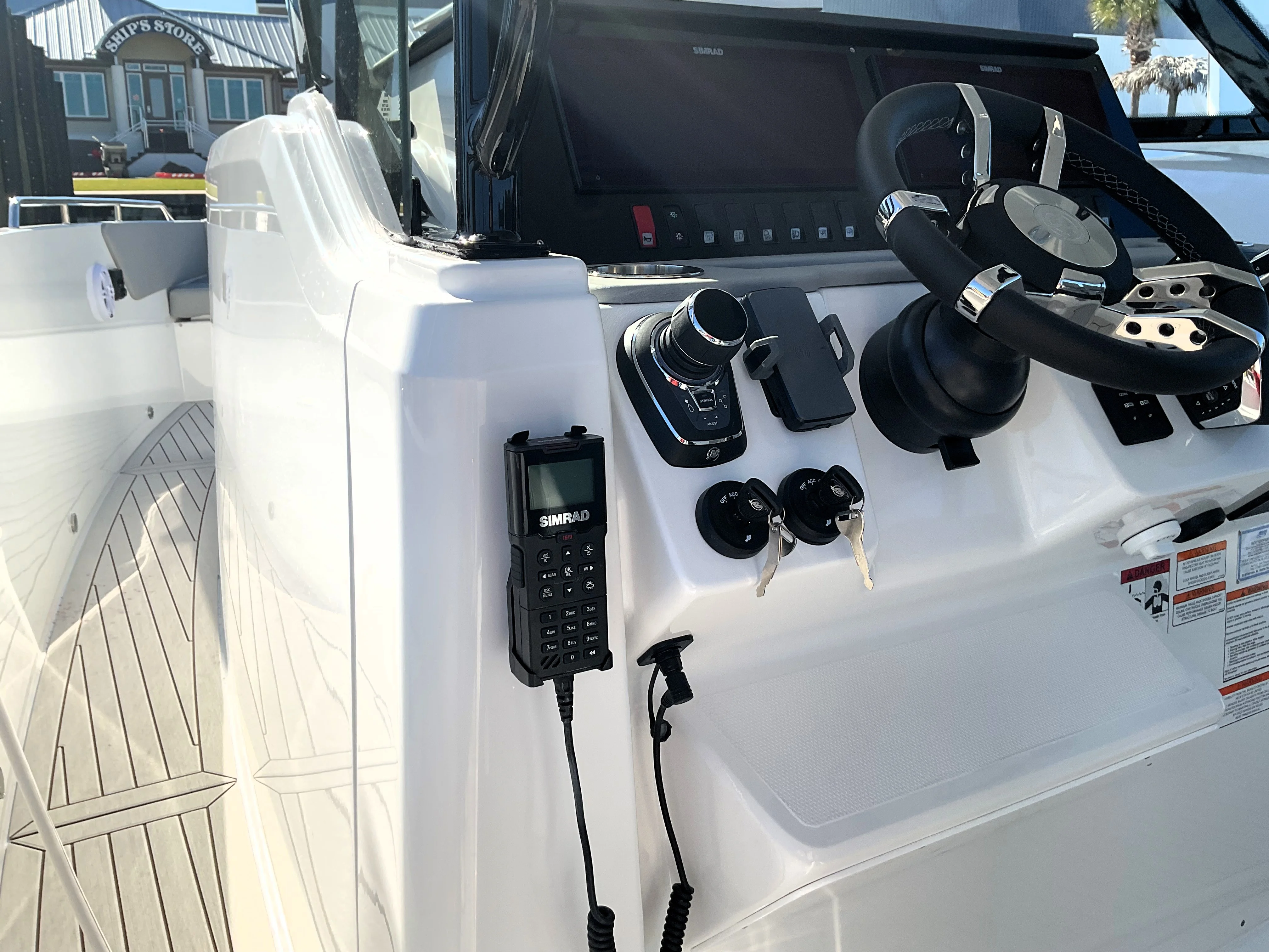 2026 Cruisers Yachts 38 VTR Image Thumbnail #35