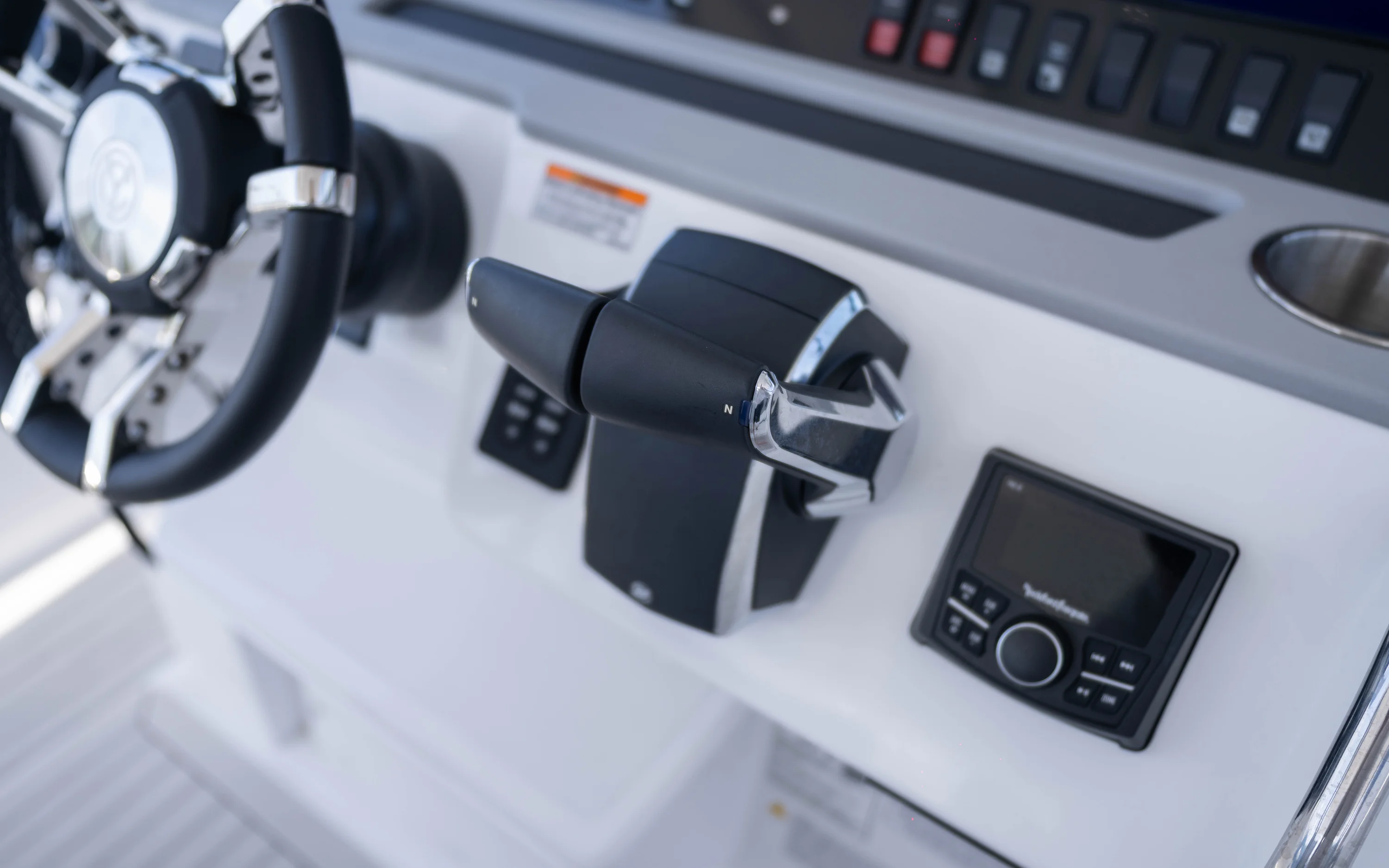 2026 Cruisers Yachts 38 VTR Image Thumbnail #27