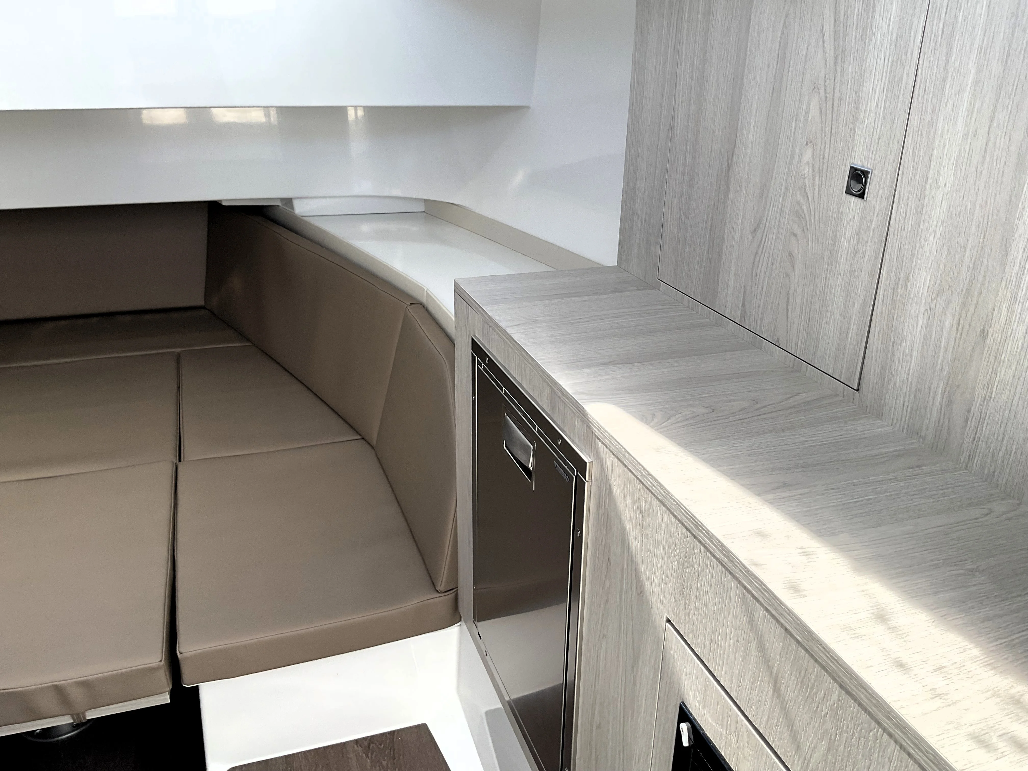 2026 Cruisers Yachts 38 VTR Image Thumbnail #37