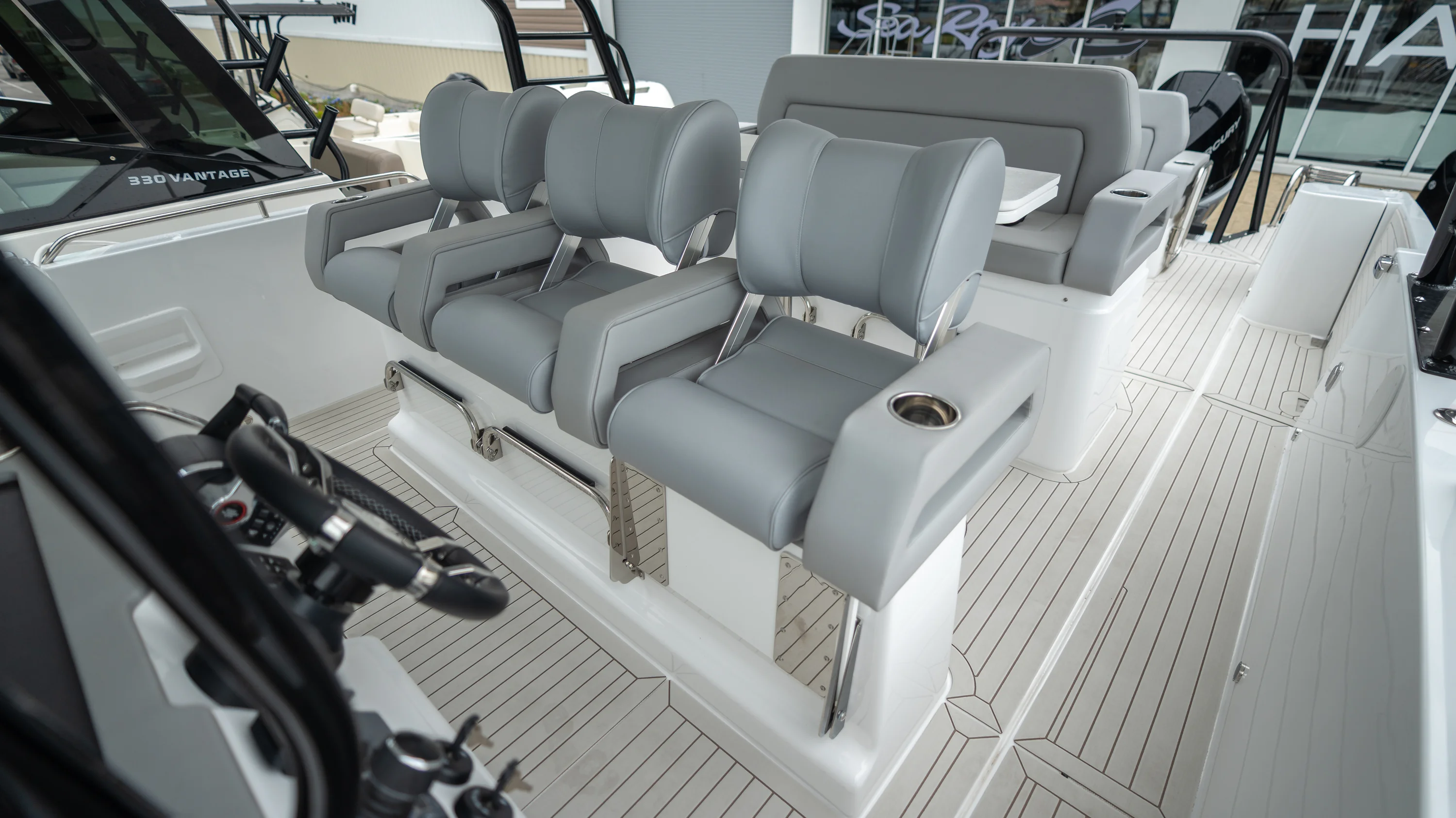2026 Cruisers Yachts 38 VTR Image Thumbnail #31