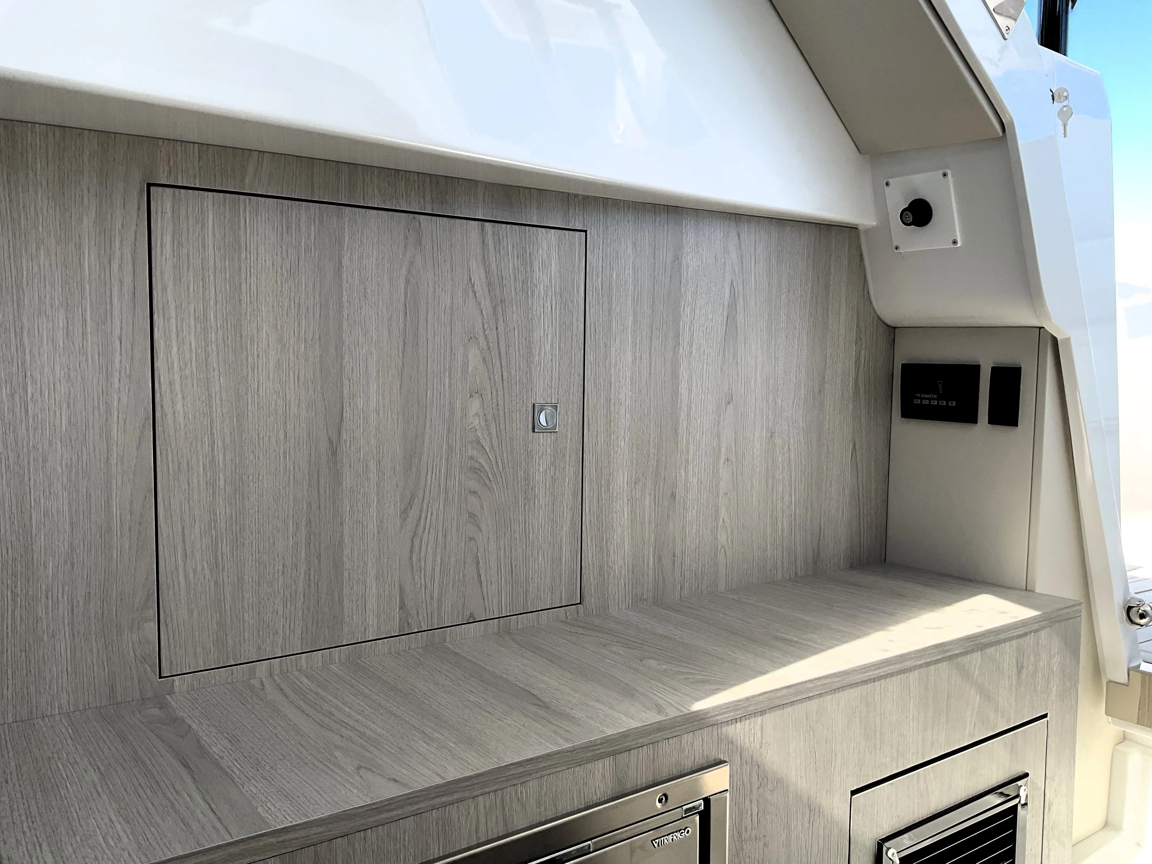 2026 Cruisers Yachts 38 VTR Image Thumbnail #44