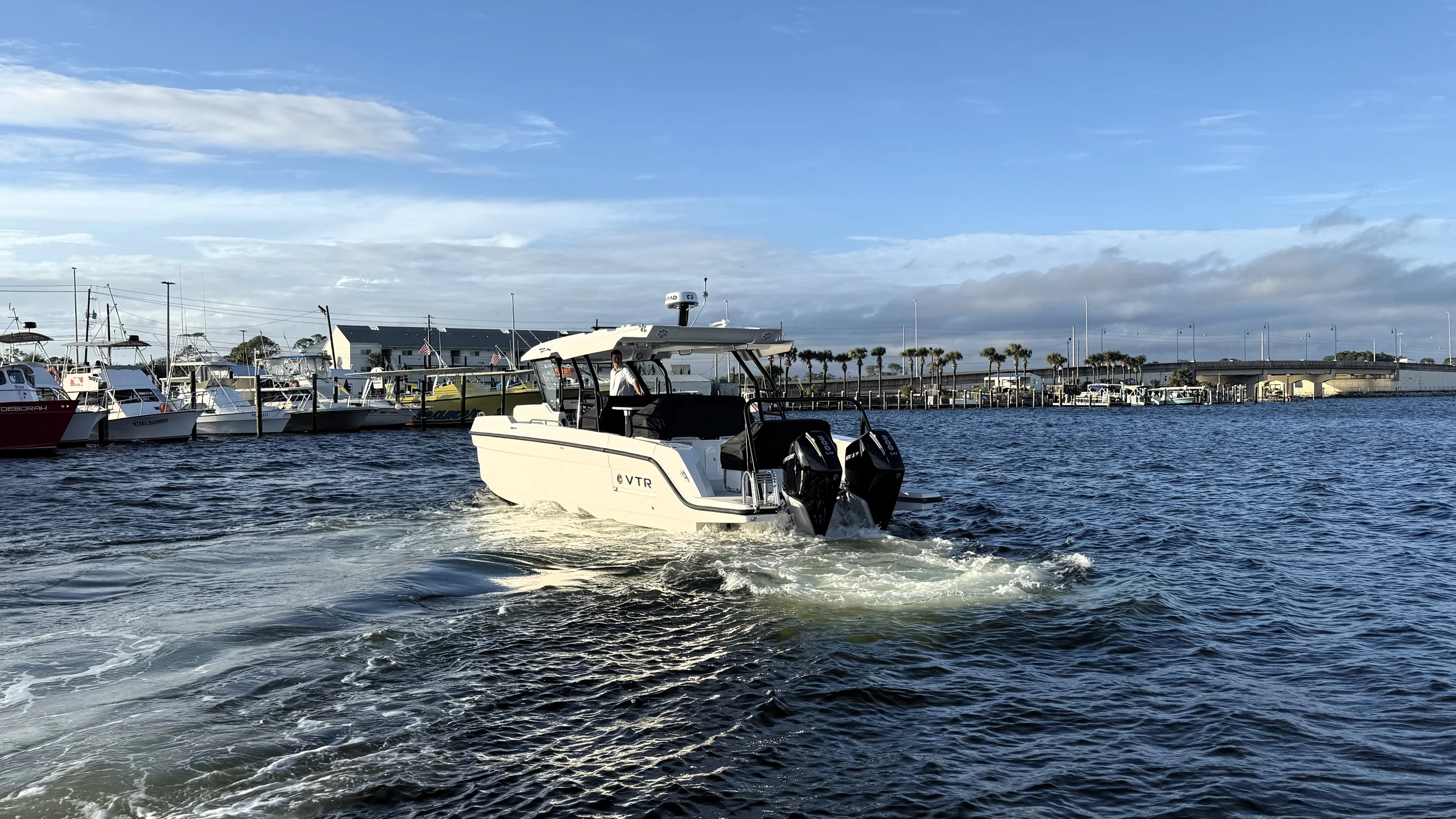 2026 Cruisers Yachts 38 VTR Image Thumbnail #56