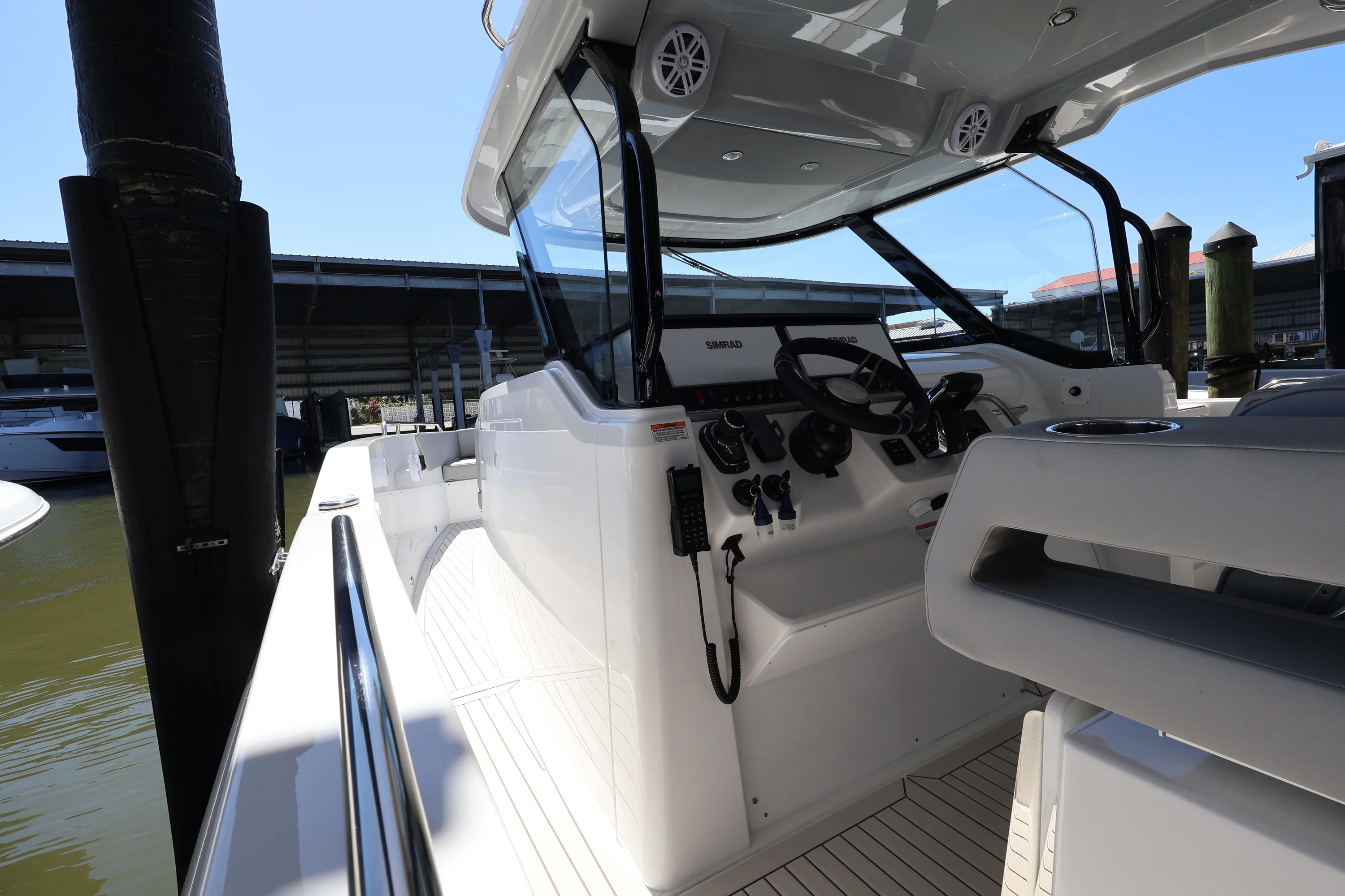 2026 Cruisers Yachts 38 VTR Image Thumbnail #45