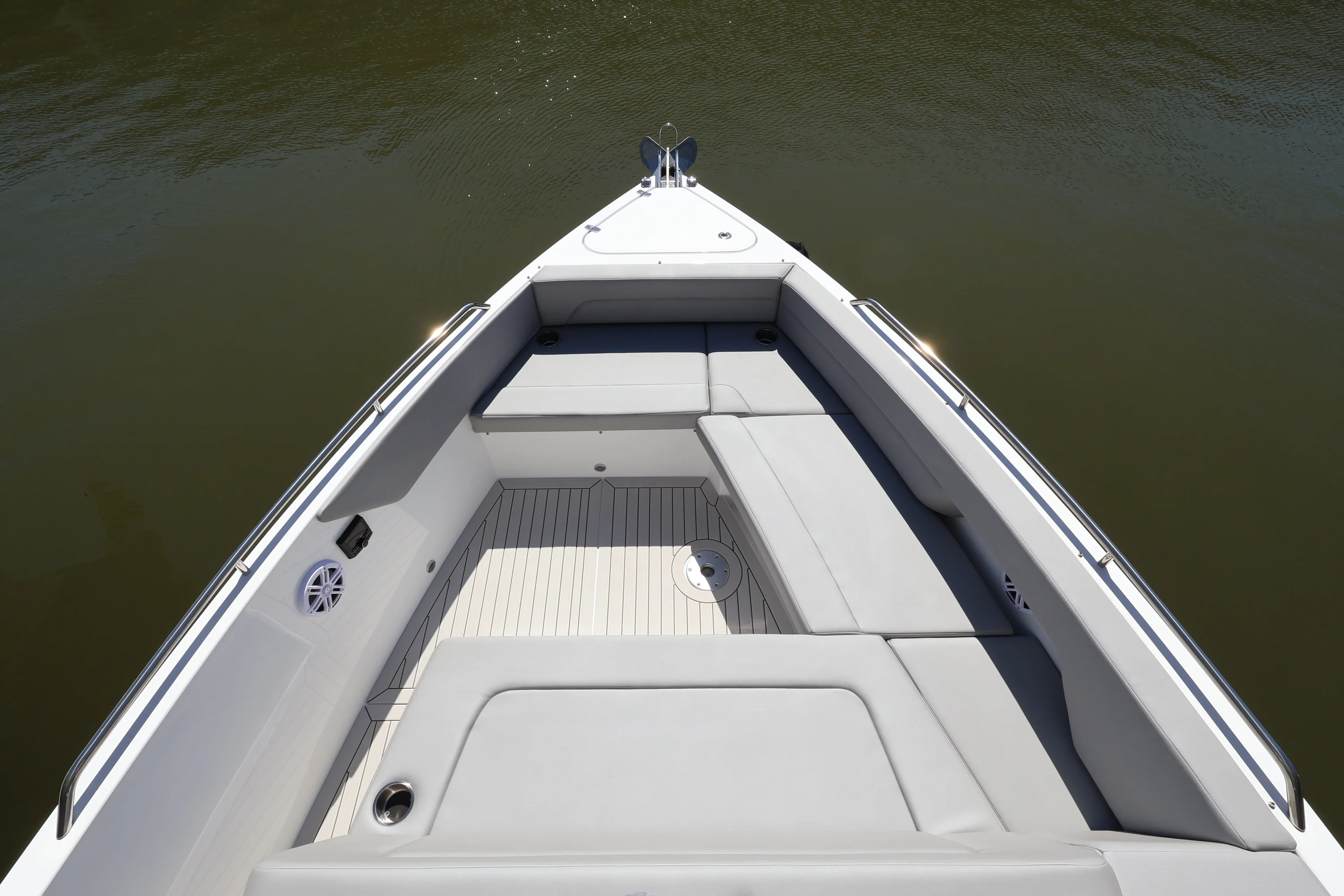 2026 Cruisers Yachts 38 VTR Image Thumbnail #47