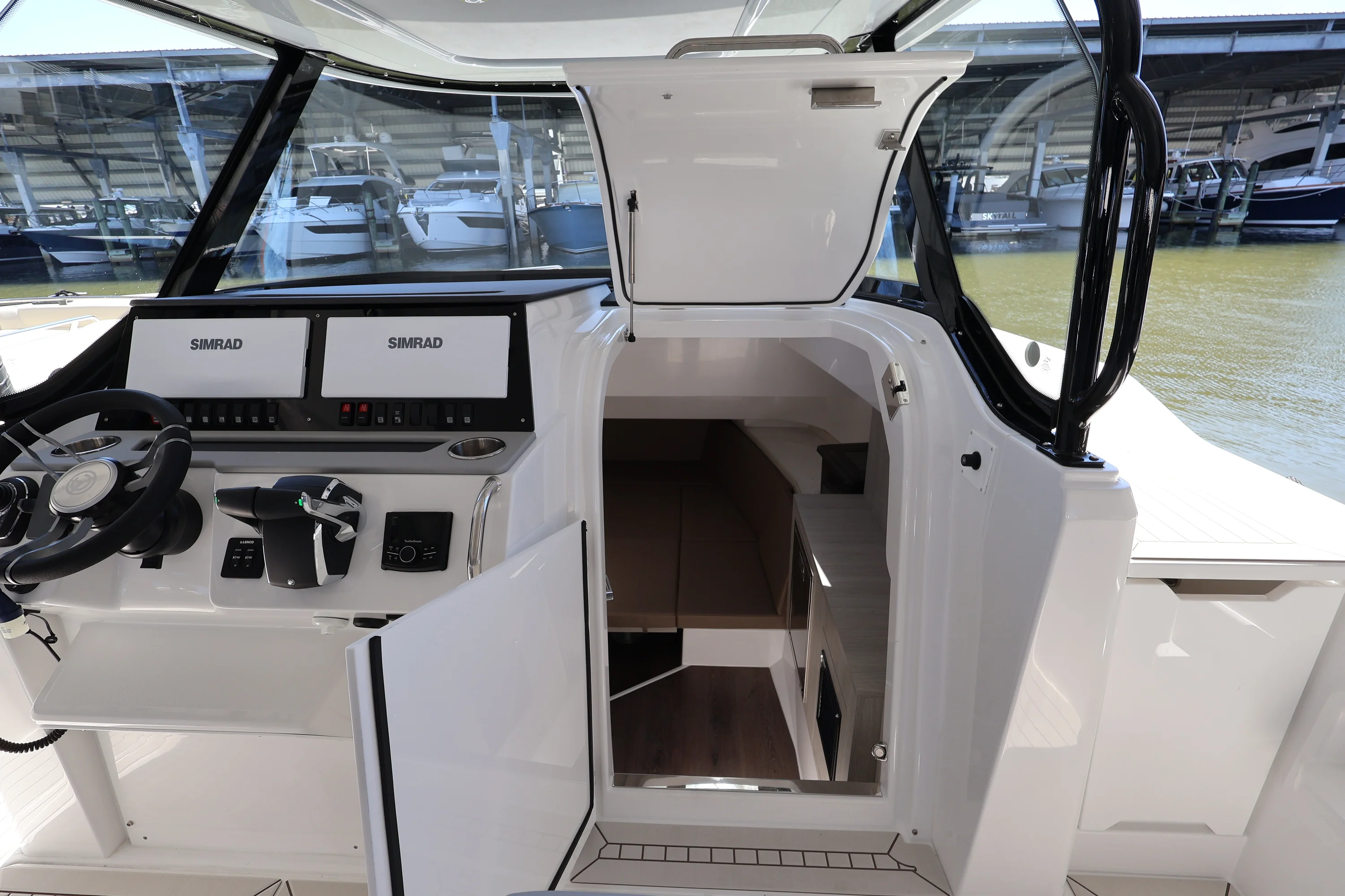 2026 Cruisers Yachts 38 VTR Image Thumbnail #35