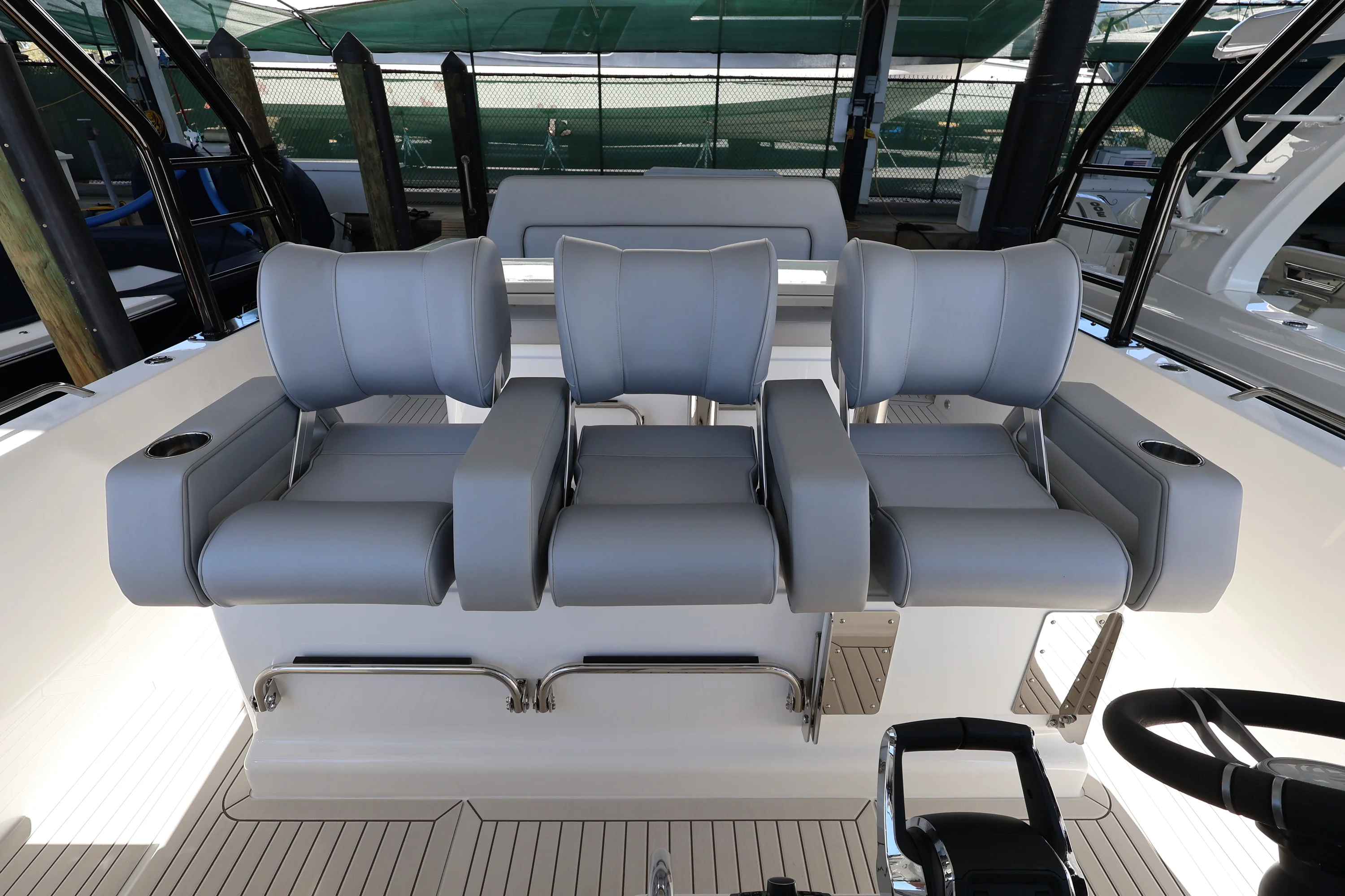 2026 Cruisers Yachts 38 VTR Image Thumbnail #26