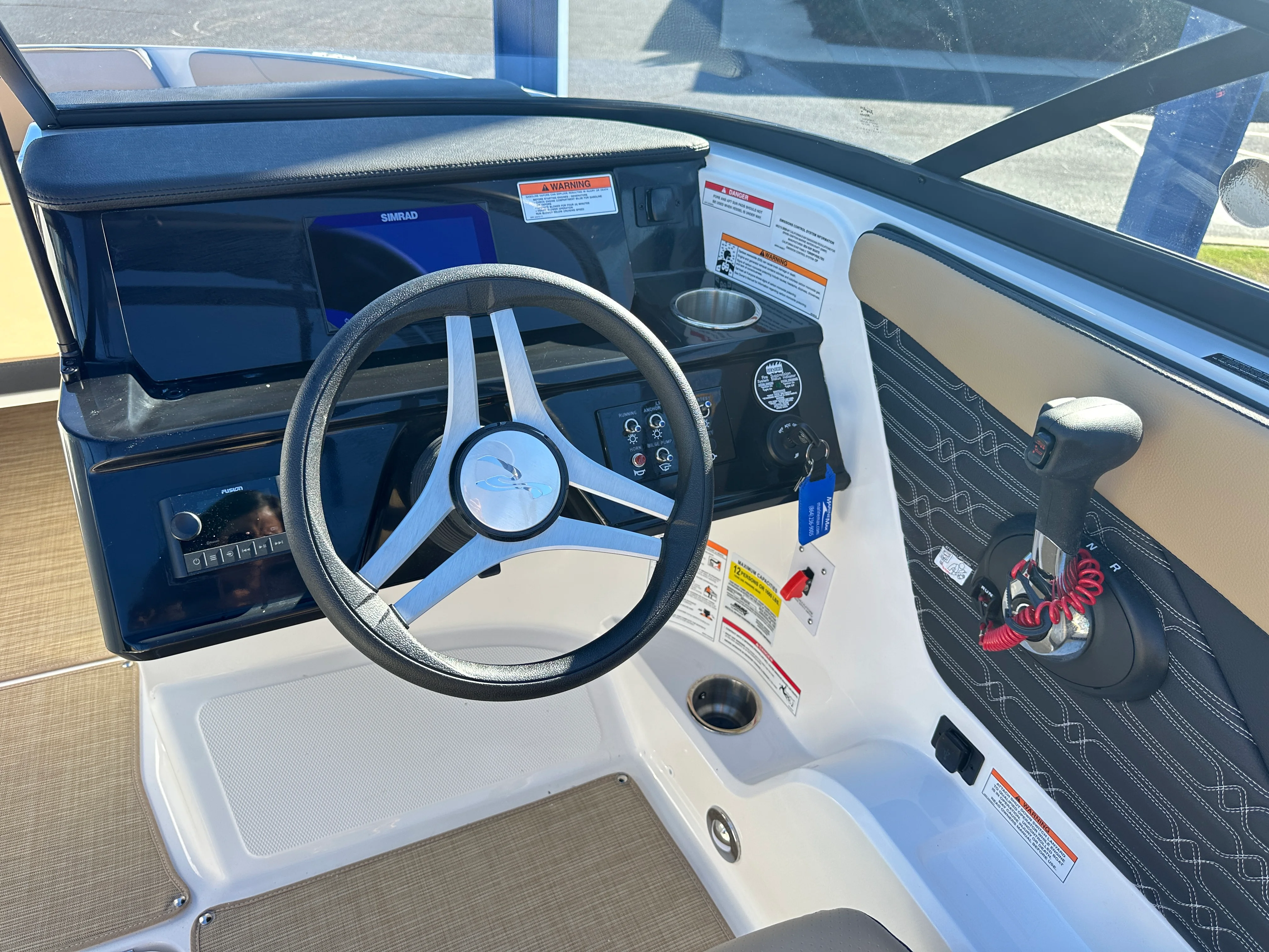 2026 Sea Ray SPX 210 Image Thumbnail #11