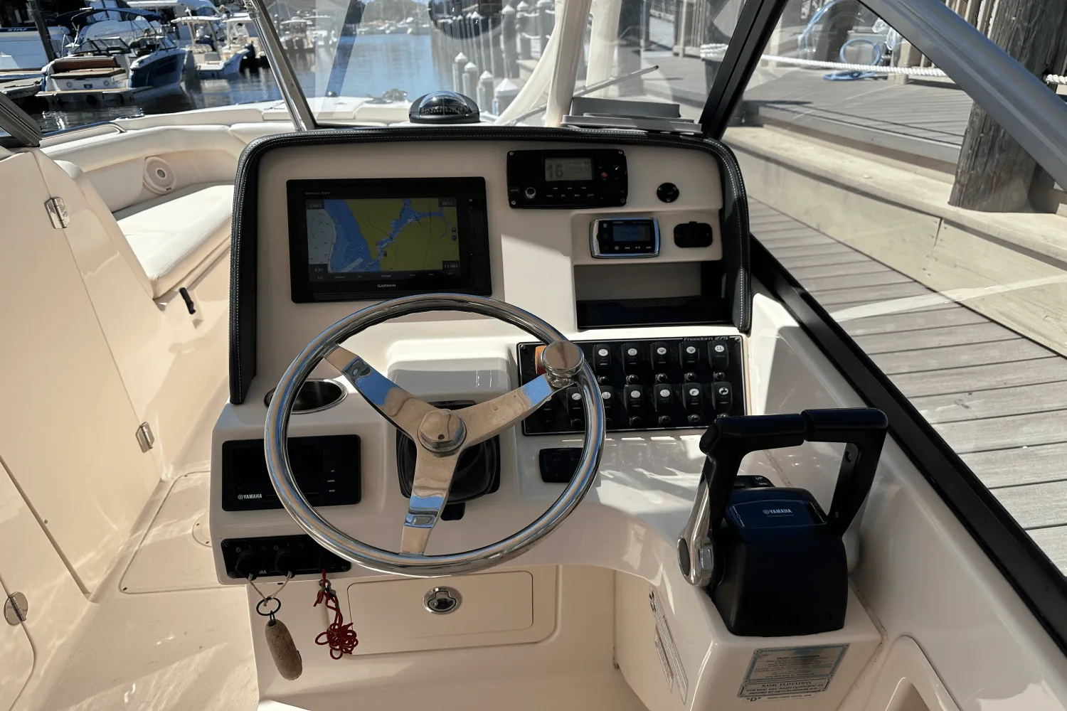 2016 Grady-White Freedom 275 Image Thumbnail #17