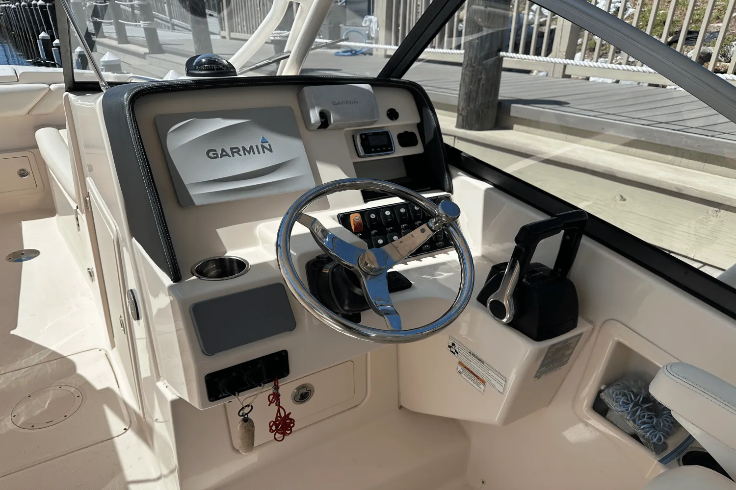 2016 Grady-White Freedom 275 Image Thumbnail #37
