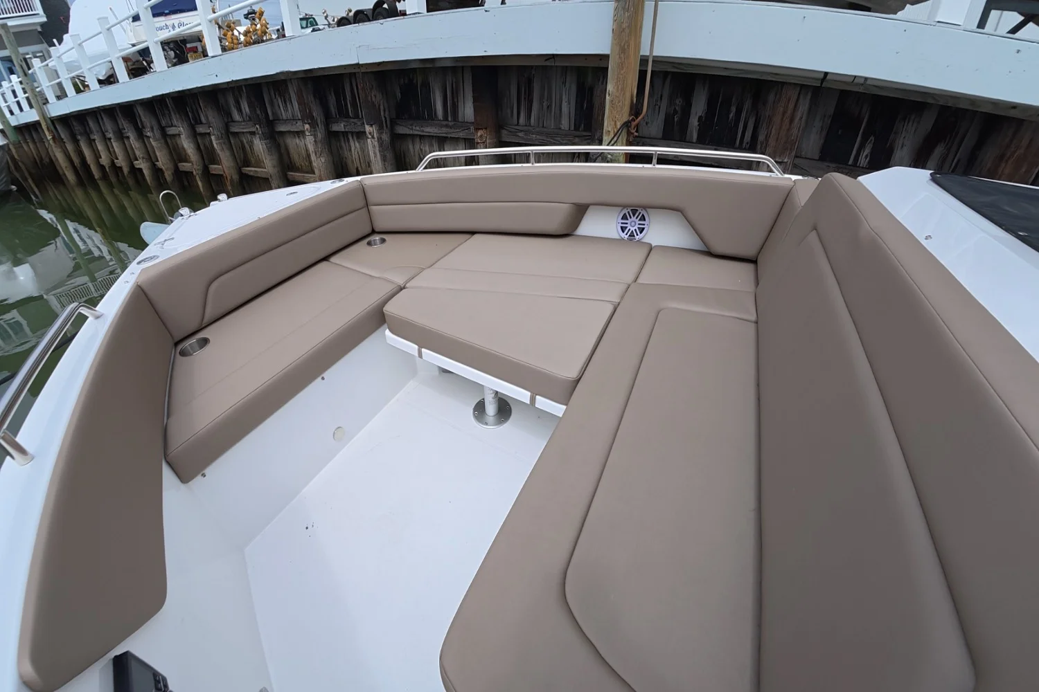 2026 Cruisers Yachts 38 VTR EC Image Thumbnail #58