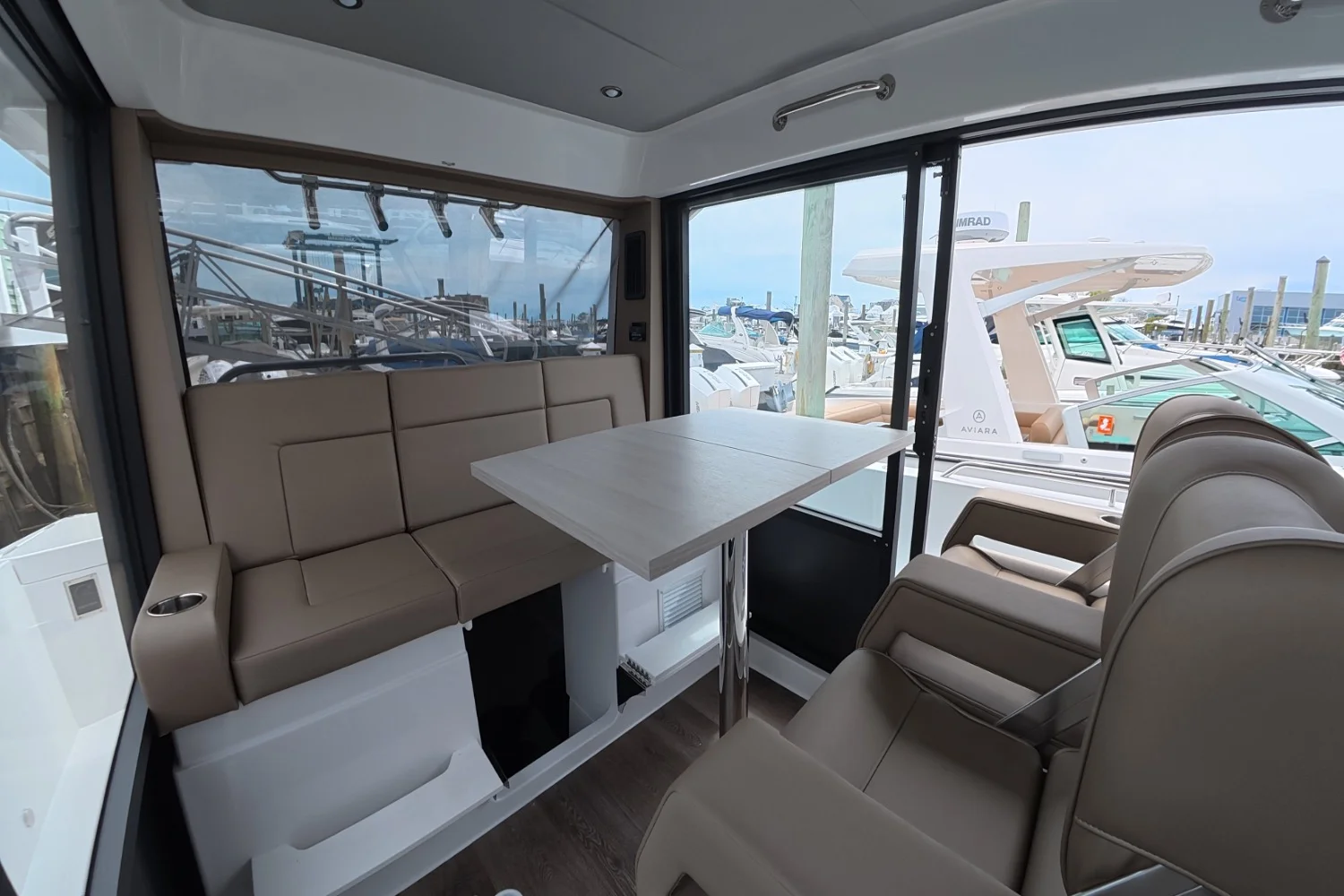 2026 Cruisers Yachts 38 VTR EC Image Thumbnail #23
