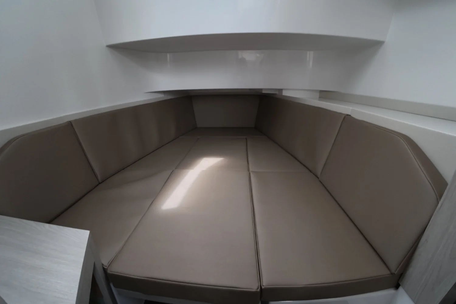 2026 Cruisers Yachts 38 VTR EC Image Thumbnail #36