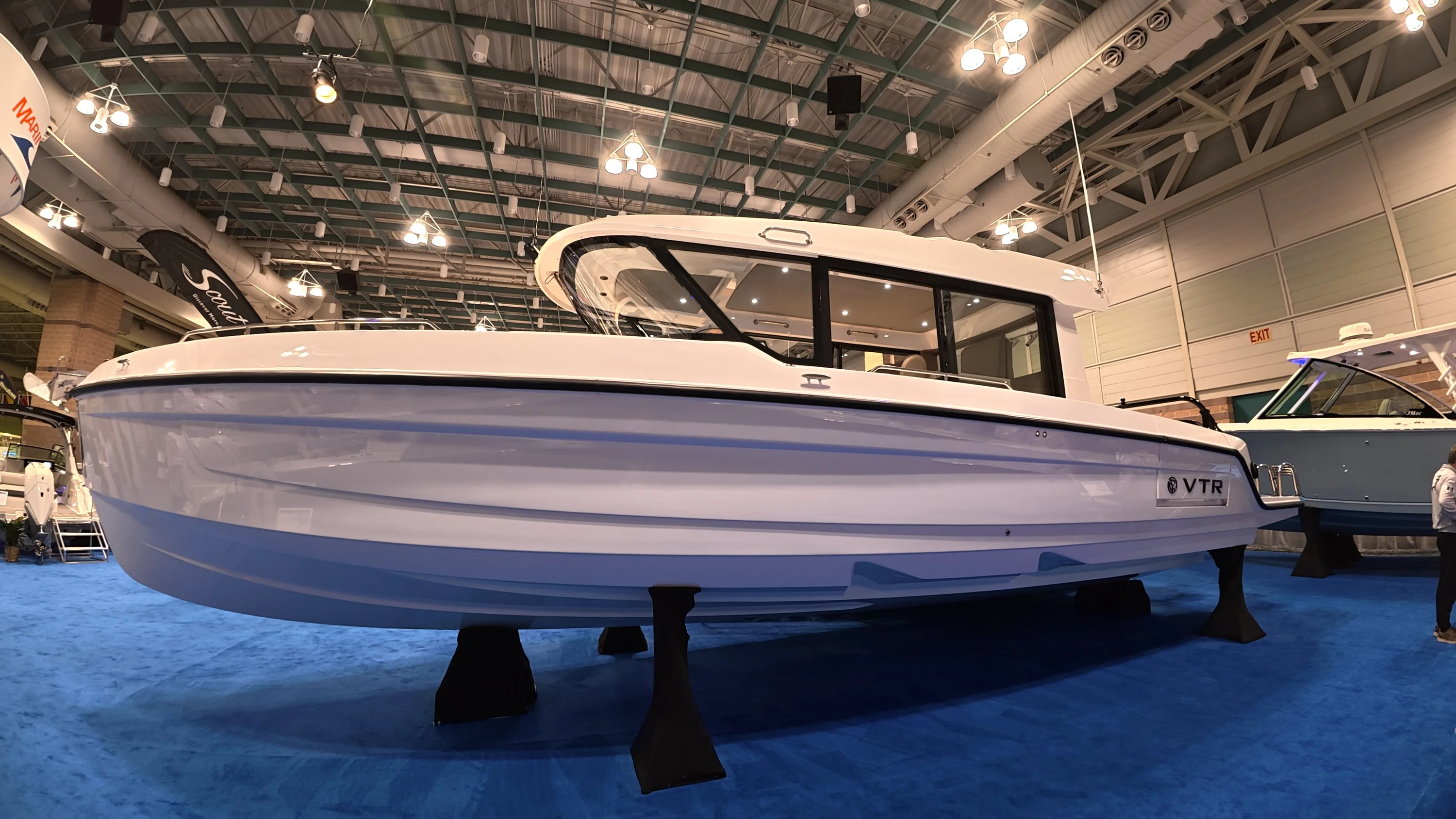 2026 Cruisers Yachts 38 VTR EC Image Thumbnail #0