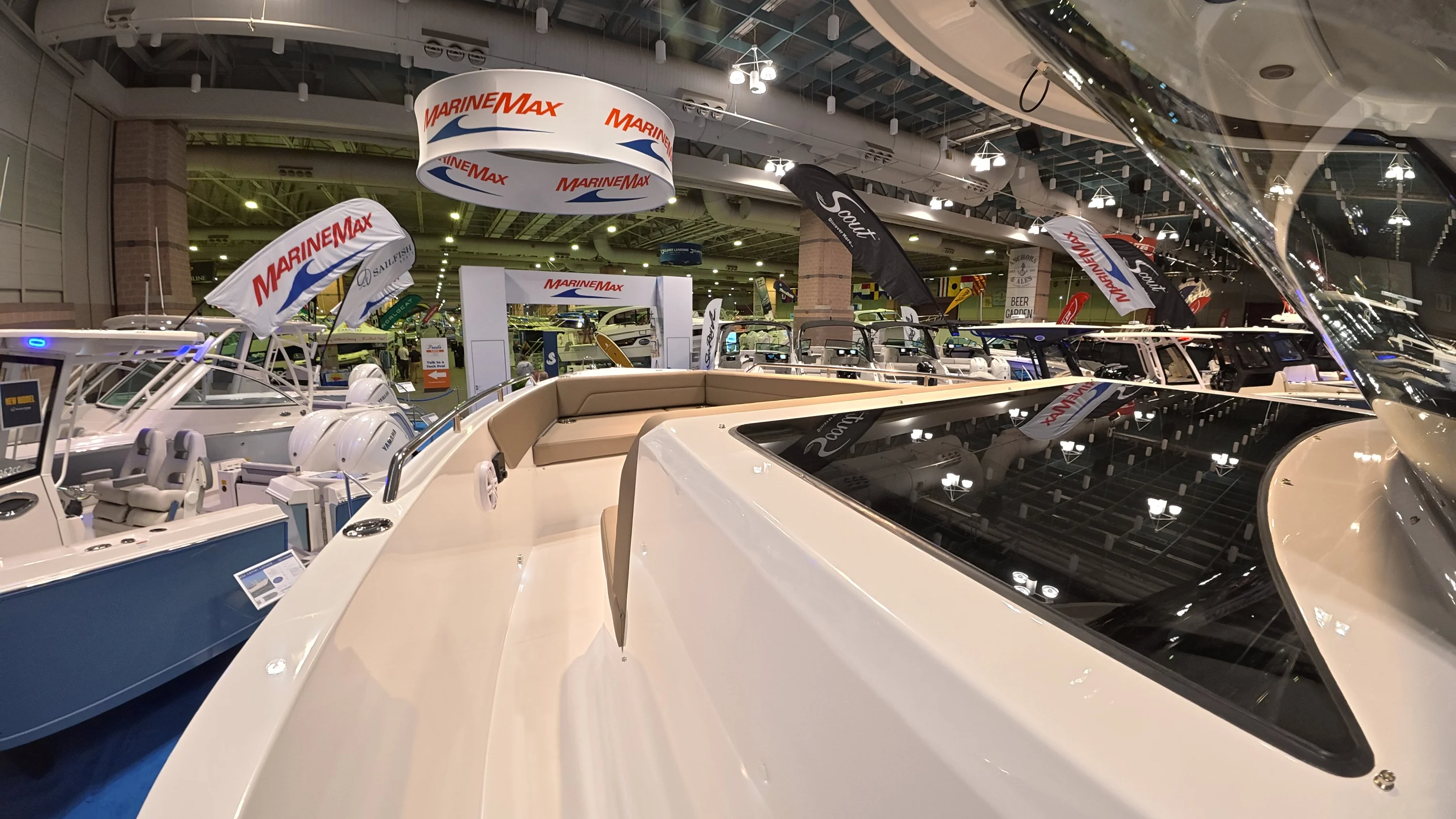 2026 Cruisers Yachts 38 VTR EC Image Thumbnail #23