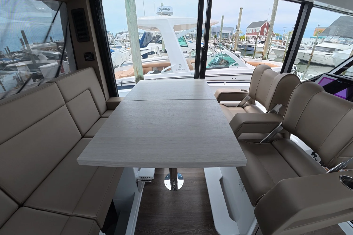 2026 Cruisers Yachts 38 VTR EC Image Thumbnail #20