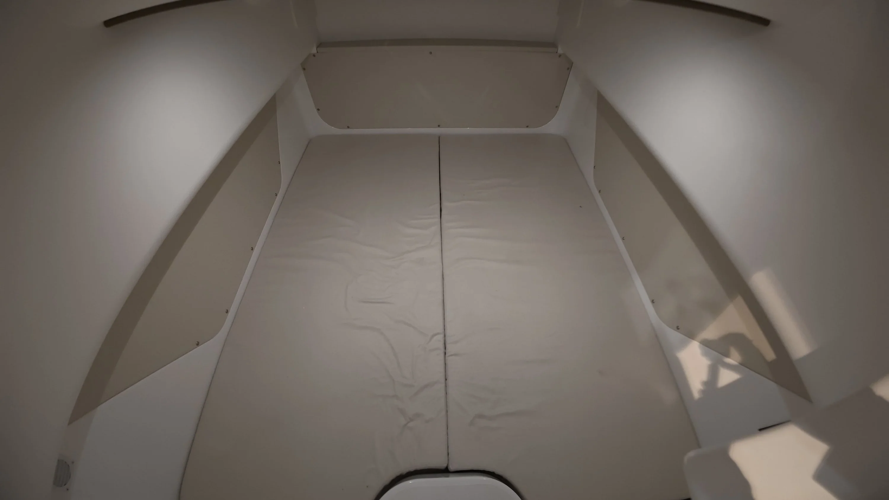 2026 Cruisers Yachts 38 VTR EC Image Thumbnail #10