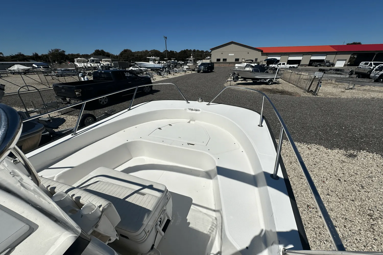 2017 Boston Whaler 190 MONTAUK Image Thumbnail #7
