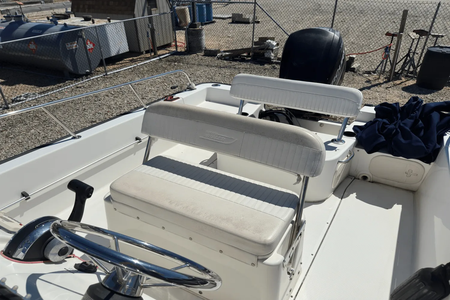 2017 Boston Whaler 190 MONTAUK Image Thumbnail #3