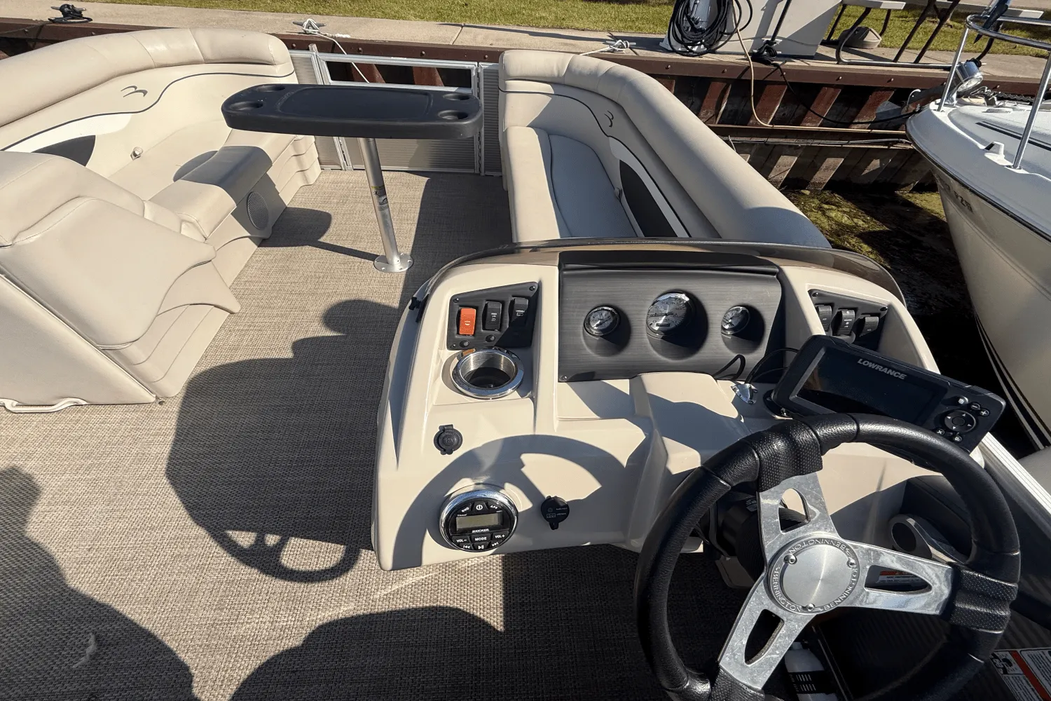 2019 Bennington S22 TRITOON Image Thumbnail #13
