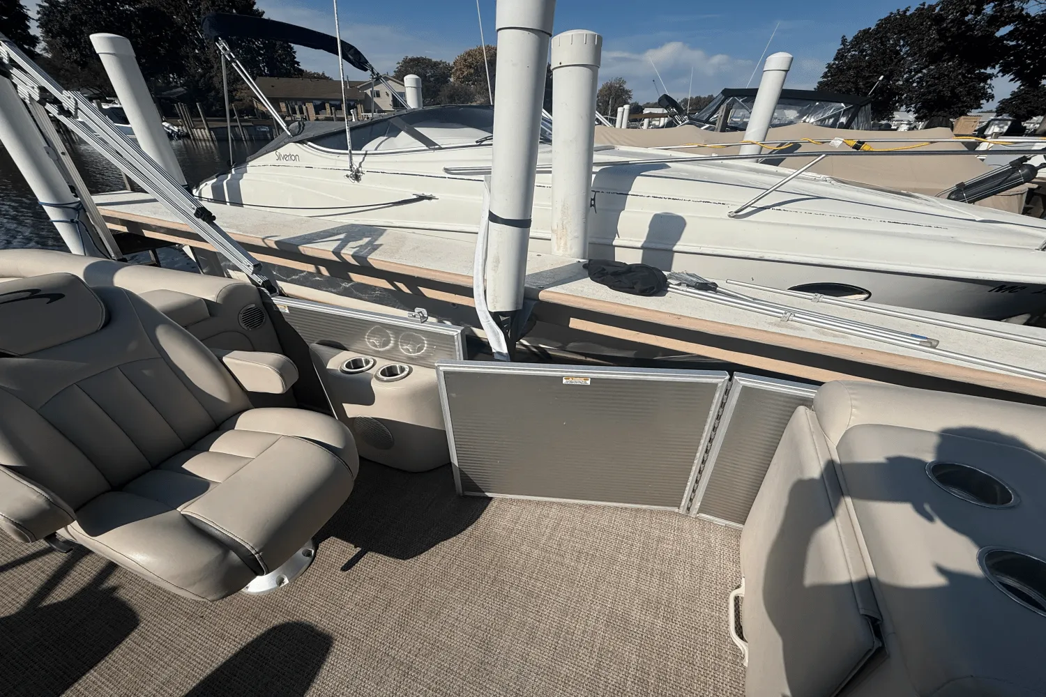 2019 Bennington S22 TRITOON Image Thumbnail #15
