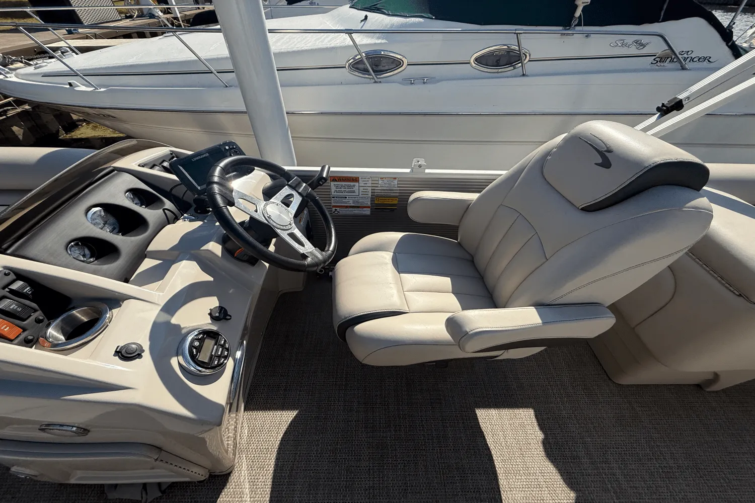 2019 Bennington S22 TRITOON Image Thumbnail #7