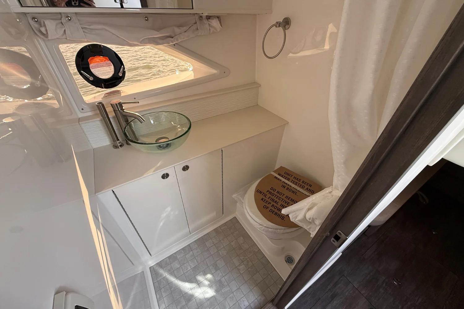 2026 Sea Ray Sundancer 320 Image Thumbnail #40