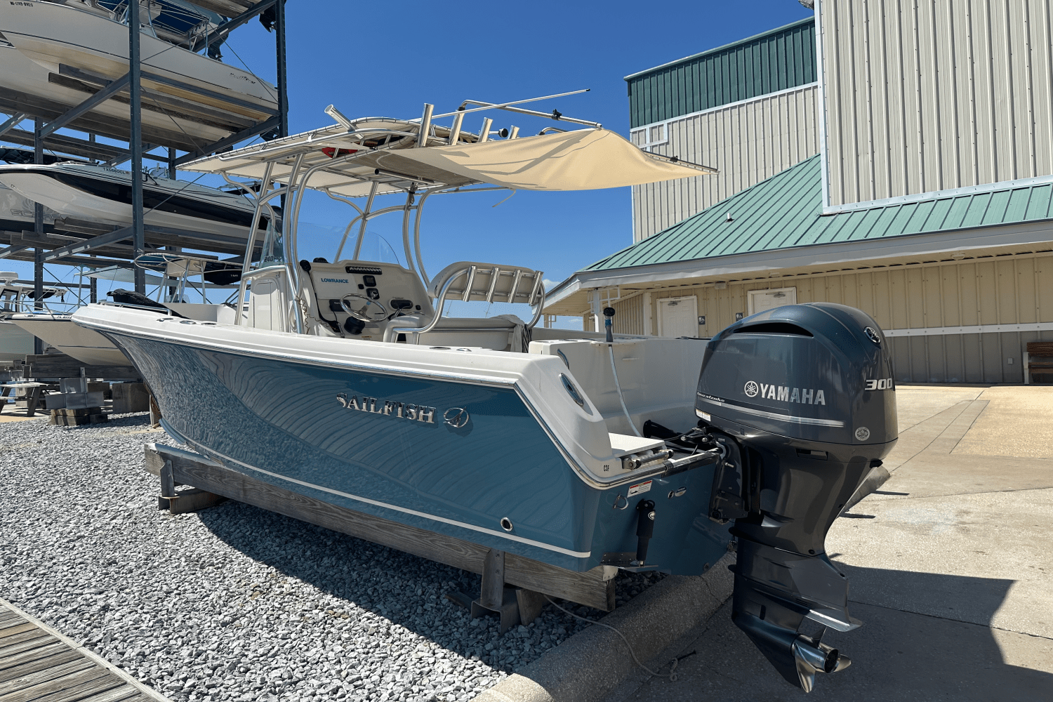 2015 Sailfish 24CC Image Thumbnail #5