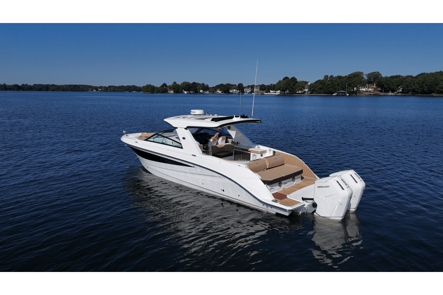 2025 Sea Ray 400 SLX OUTBOARD Image Thumbnail #5