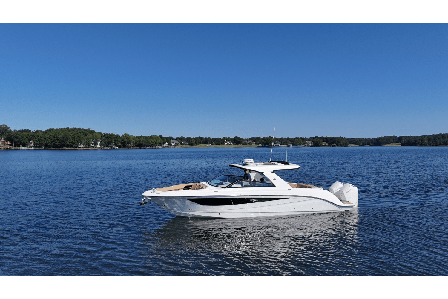 2025 Sea Ray 400 SLX OUTBOARD Image Thumbnail #3