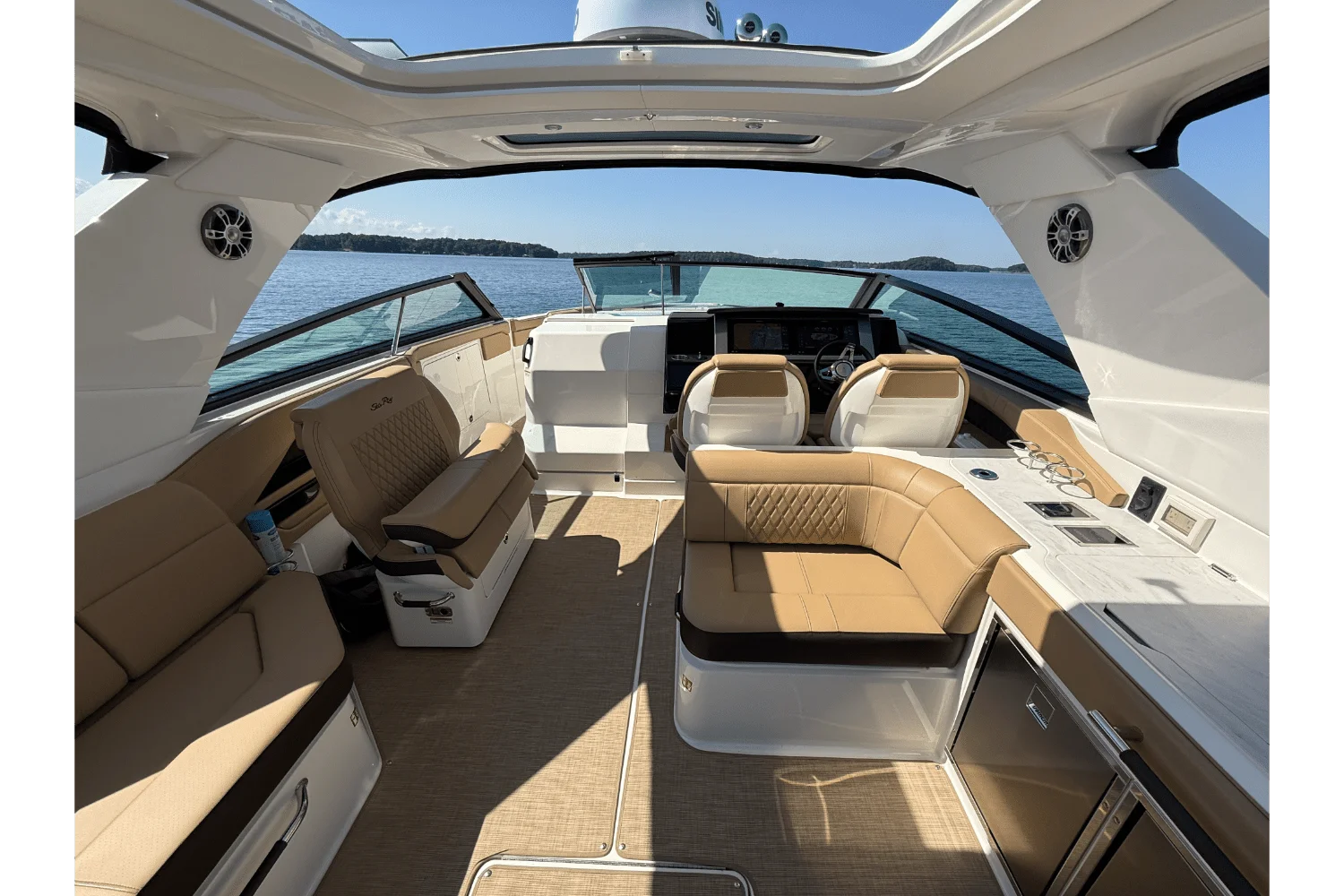 2025 Sea Ray 400 SLX OUTBOARD Image Thumbnail #18