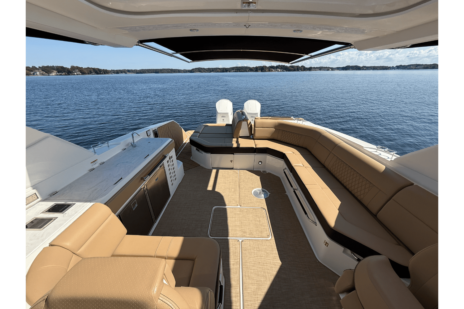 2025 Sea Ray 400 SLX OUTBOARD Image Thumbnail #14