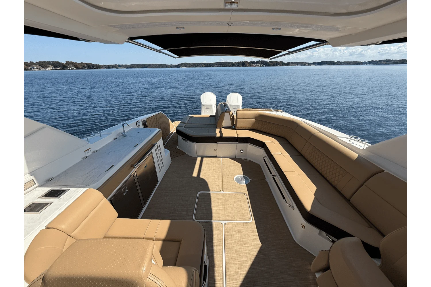 2025 Sea Ray 400 SLX OUTBOARD Image Thumbnail #14