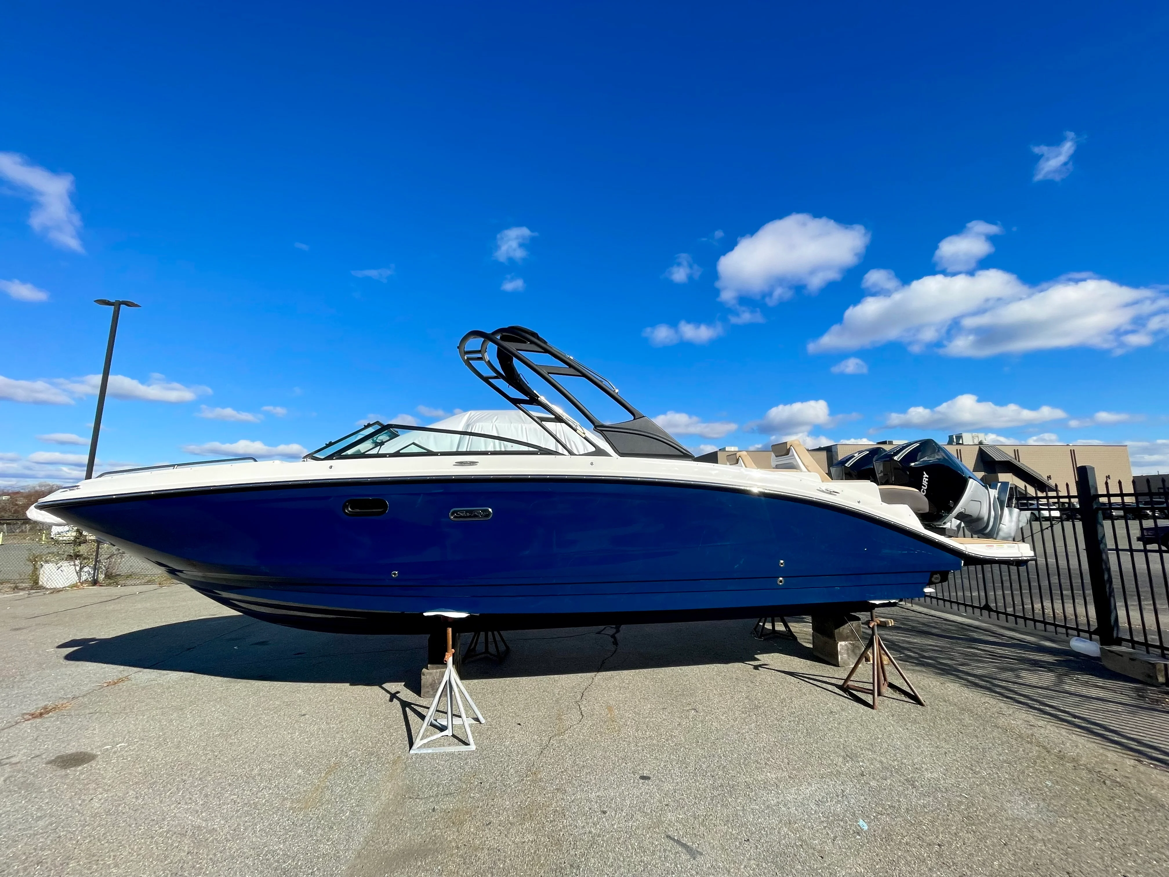 2026 Sea Ray SDX 290 Outboard Image Thumbnail #0