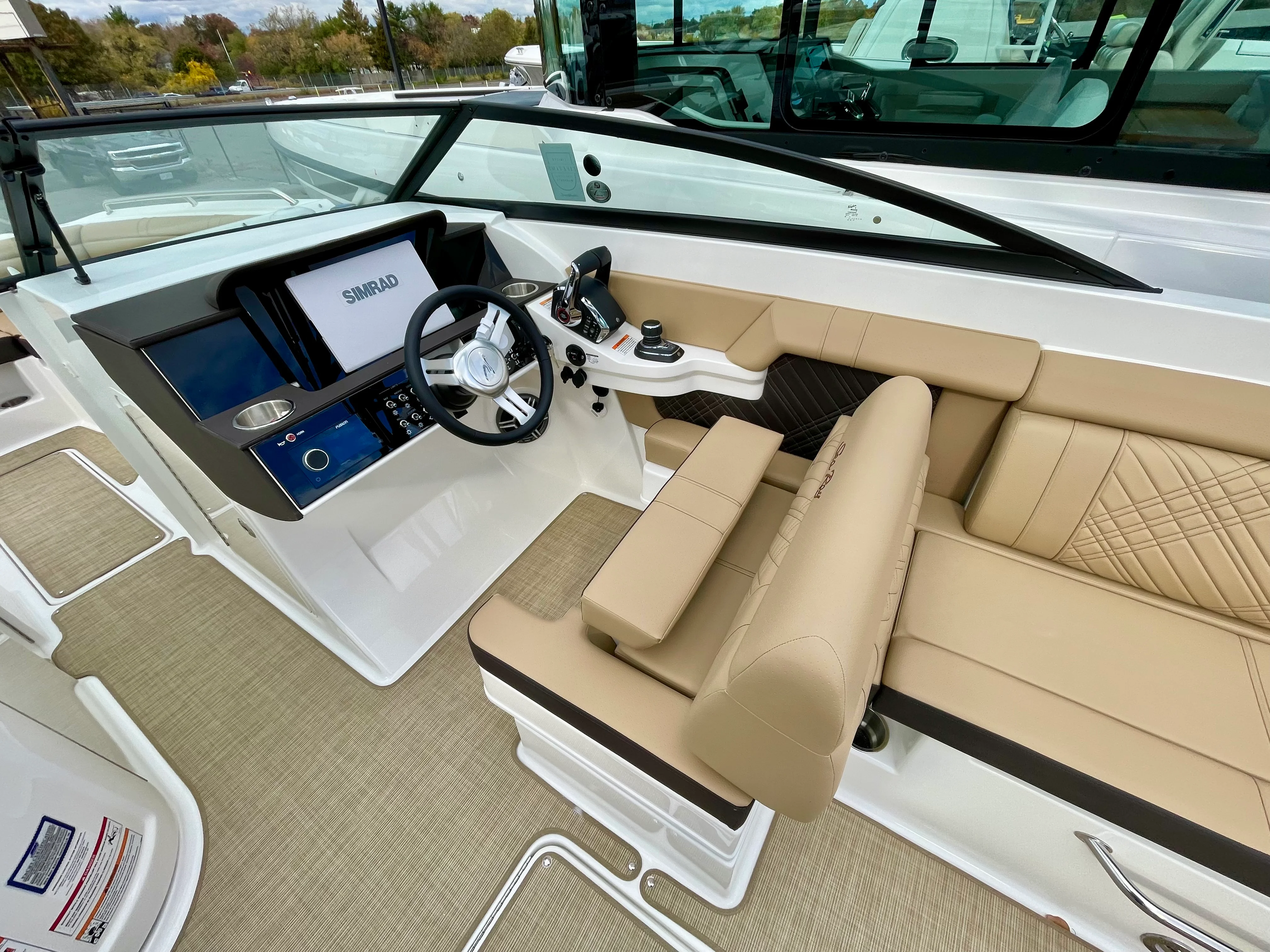 2026 Sea Ray SDX 290 Outboard Image Thumbnail #7