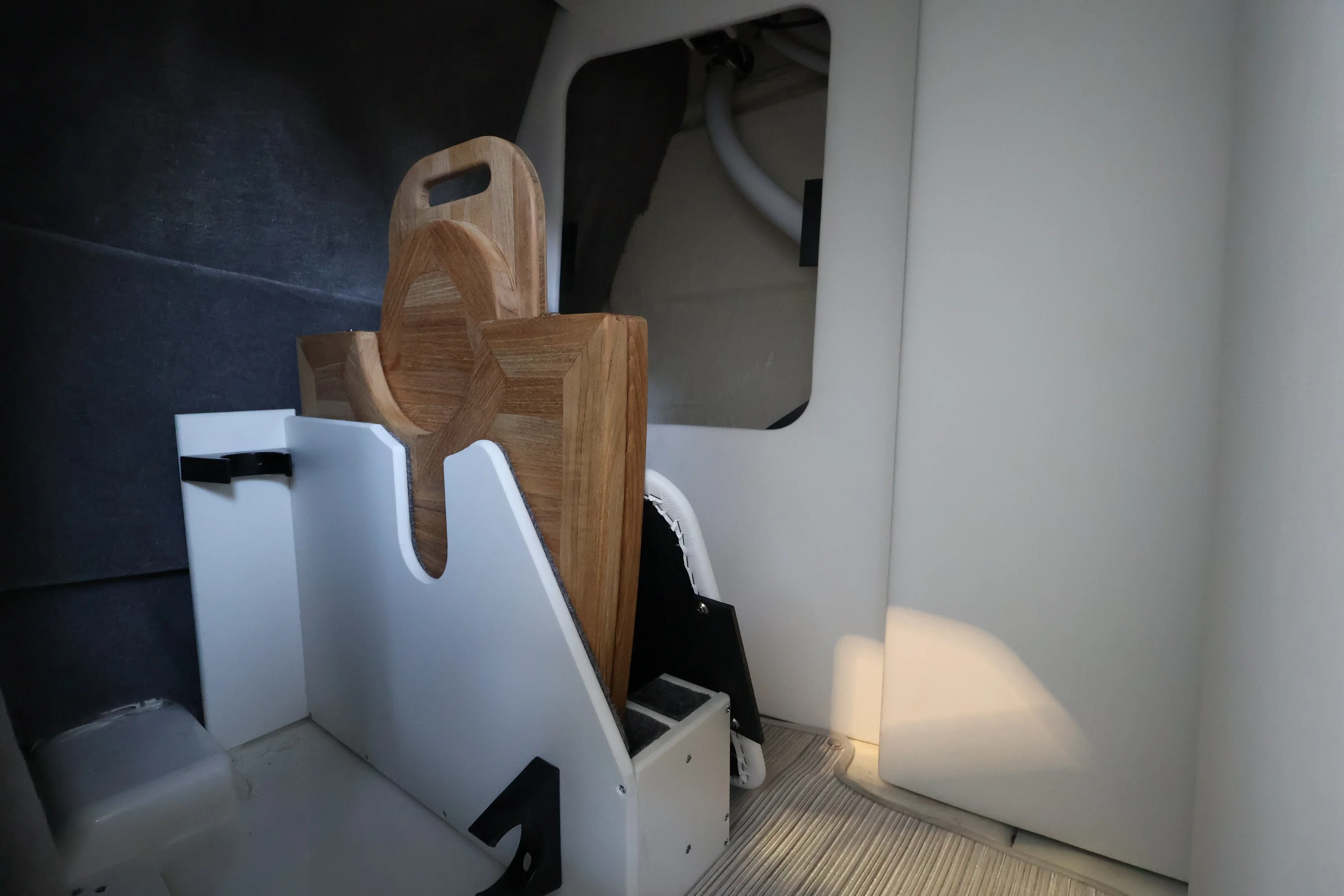 2026 Sea Ray SDX 290 Outboard Image Thumbnail #28