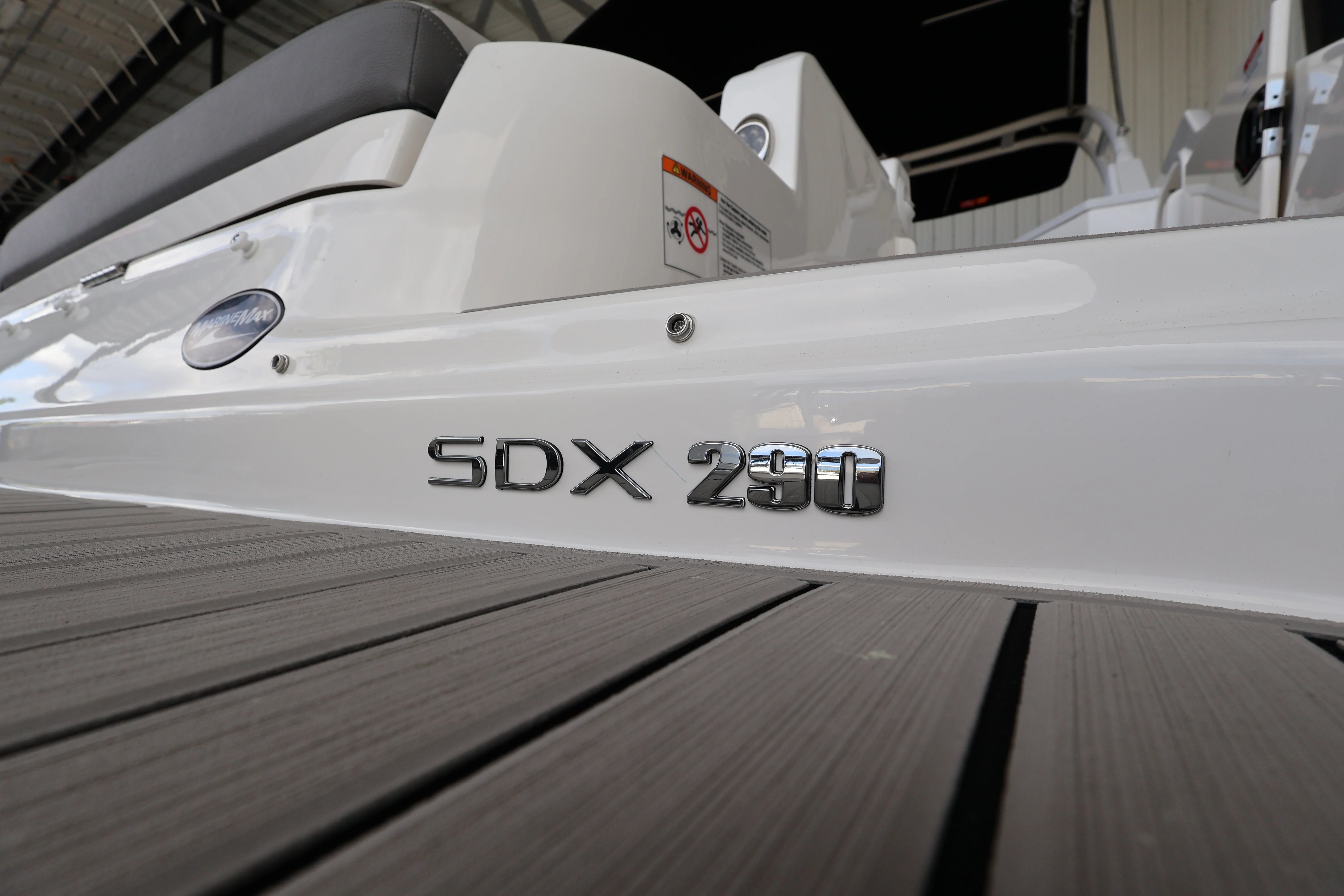 2026 Sea Ray SDX 290 Outboard Image Thumbnail #8