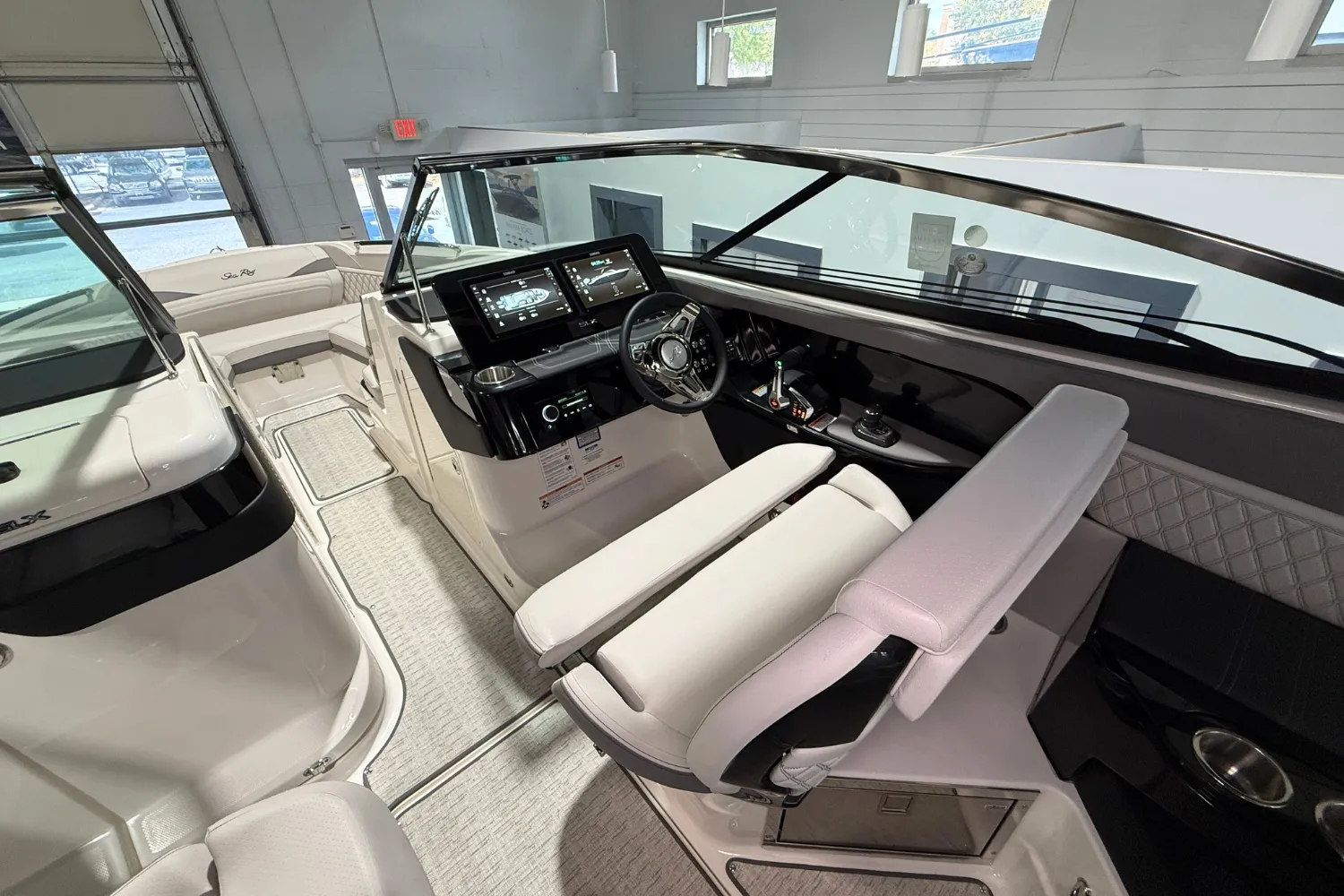 2026 Sea Ray SLX 280 Outboard Image Thumbnail #16