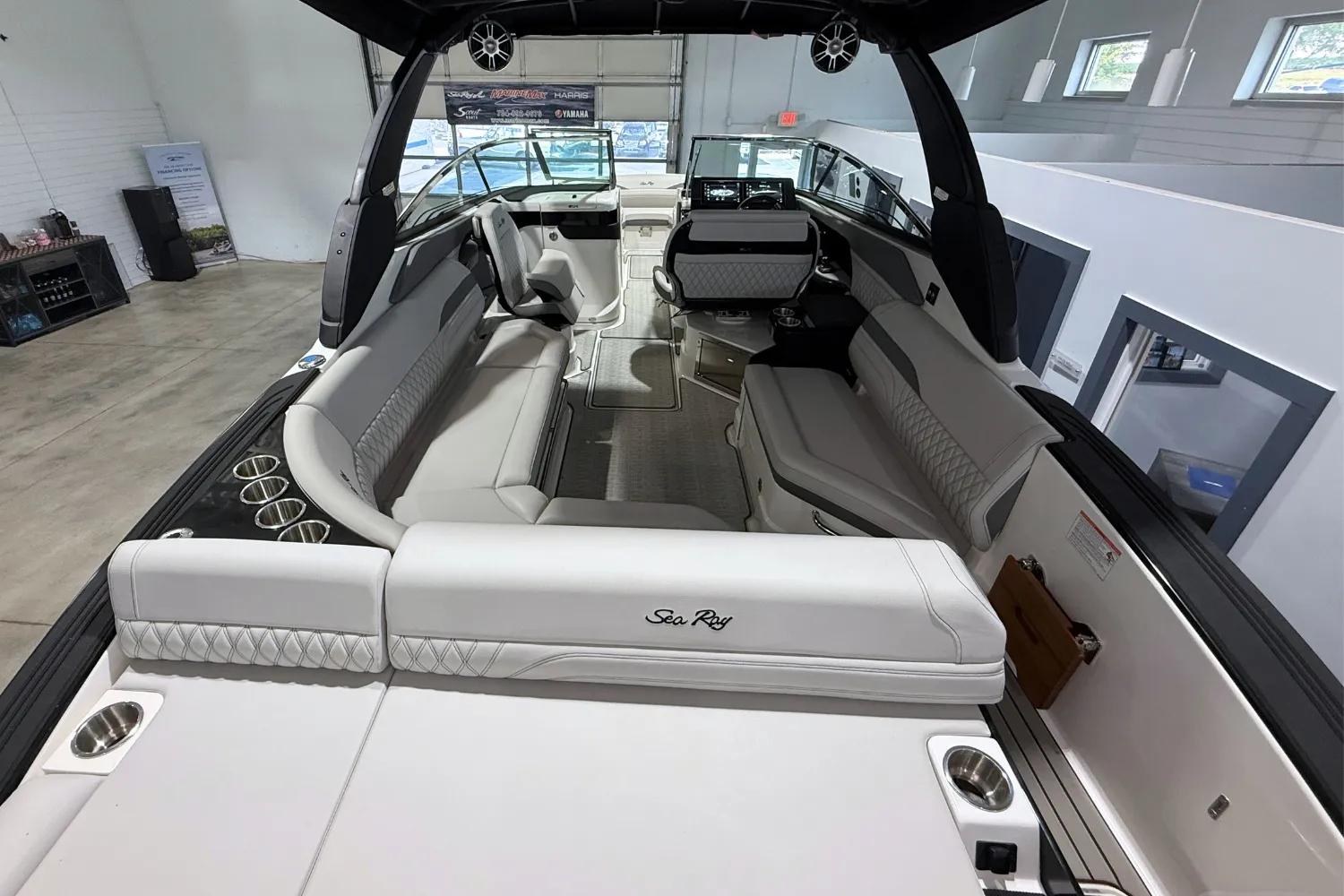 2026 Sea Ray SLX 280 Outboard Image Thumbnail #9