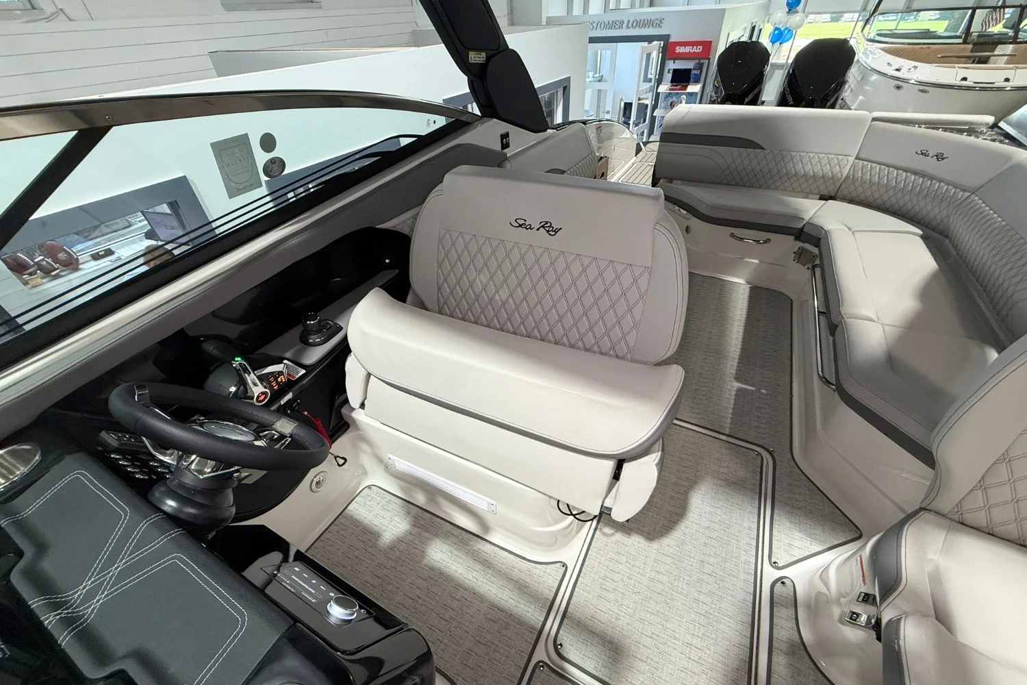 2026 Sea Ray SLX 280 Outboard Image Thumbnail #20