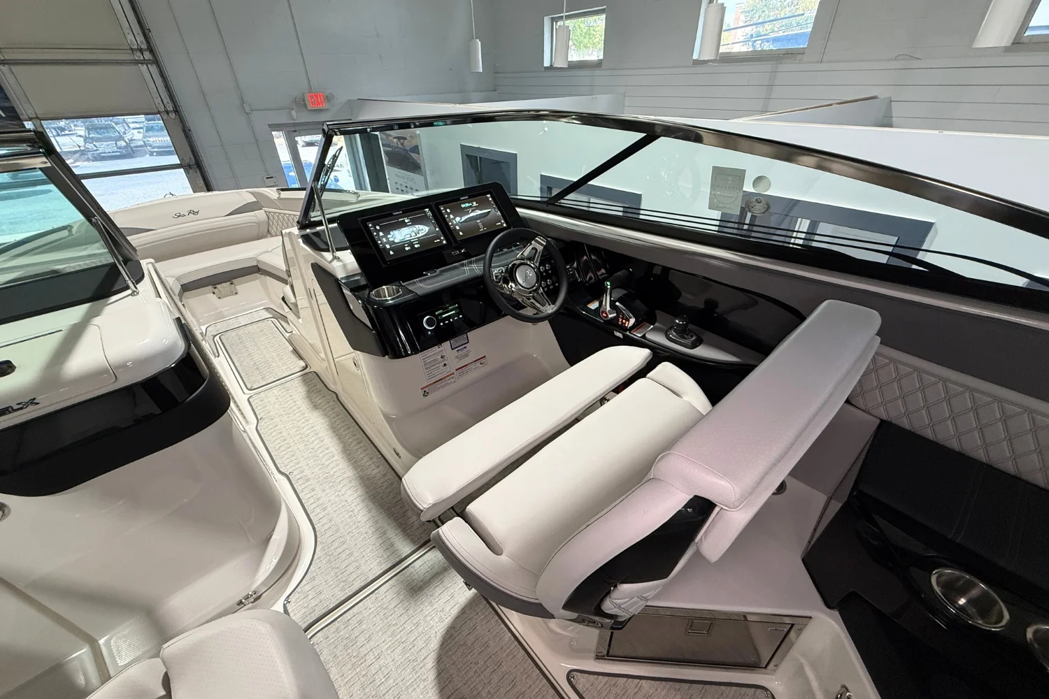 2026 Sea Ray SLX 280 Outboard Image Thumbnail #14