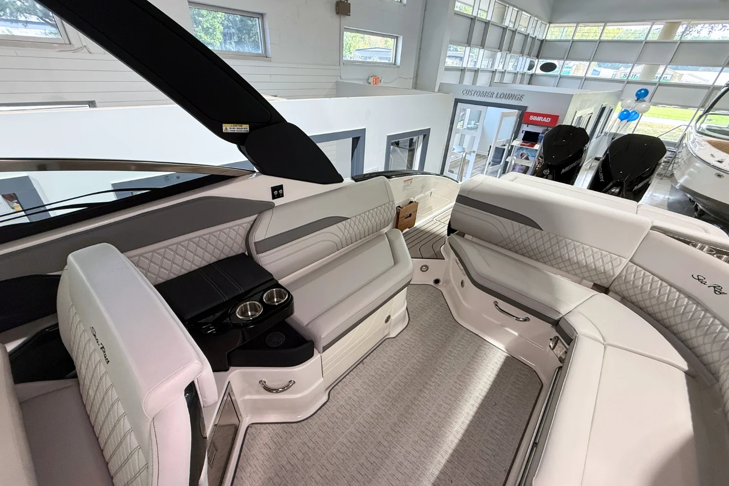 2026 Sea Ray SLX 280 Outboard Image Thumbnail #14