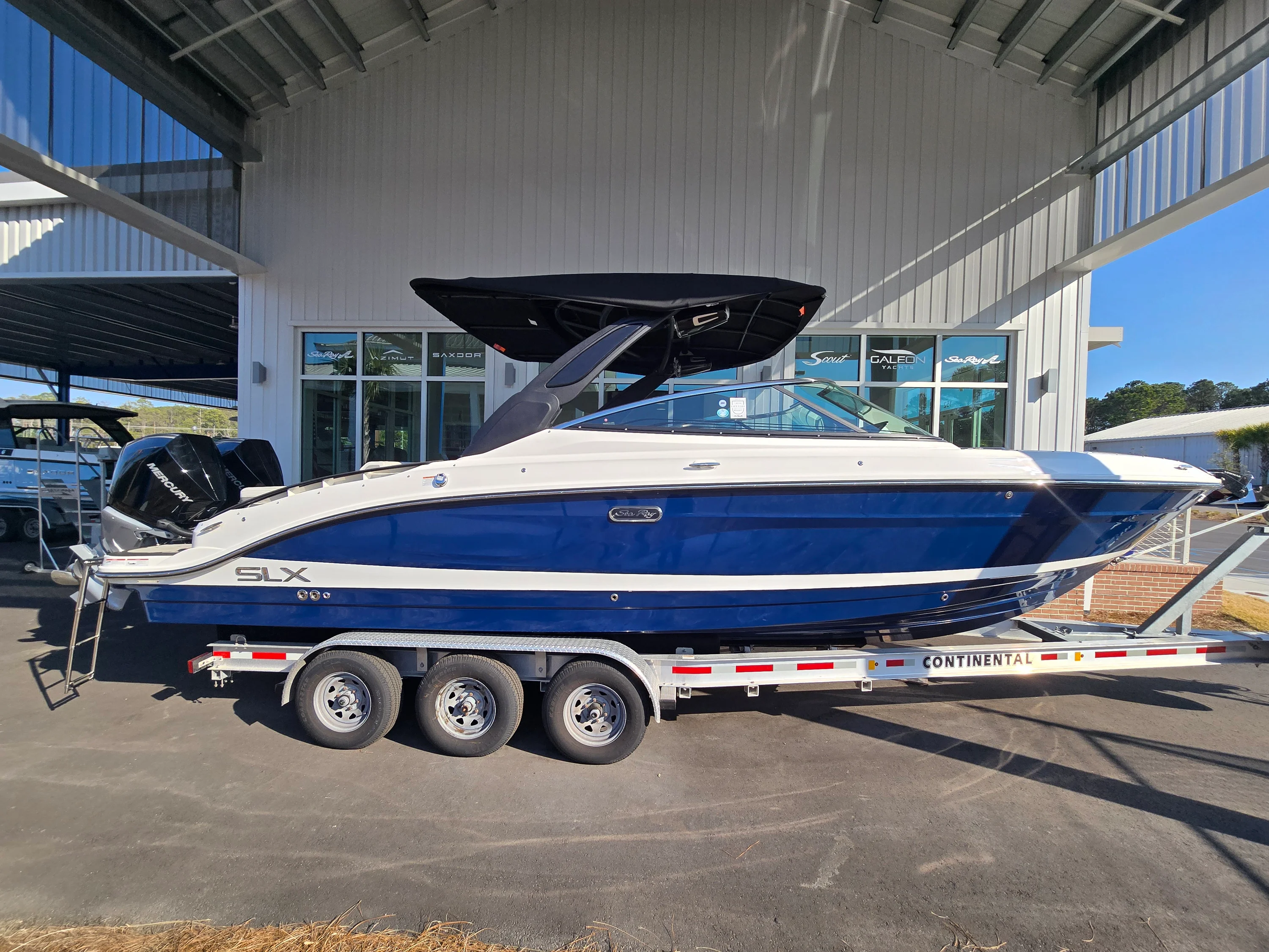 2026 Sea Ray SLX 280 Outboard Image Thumbnail #0