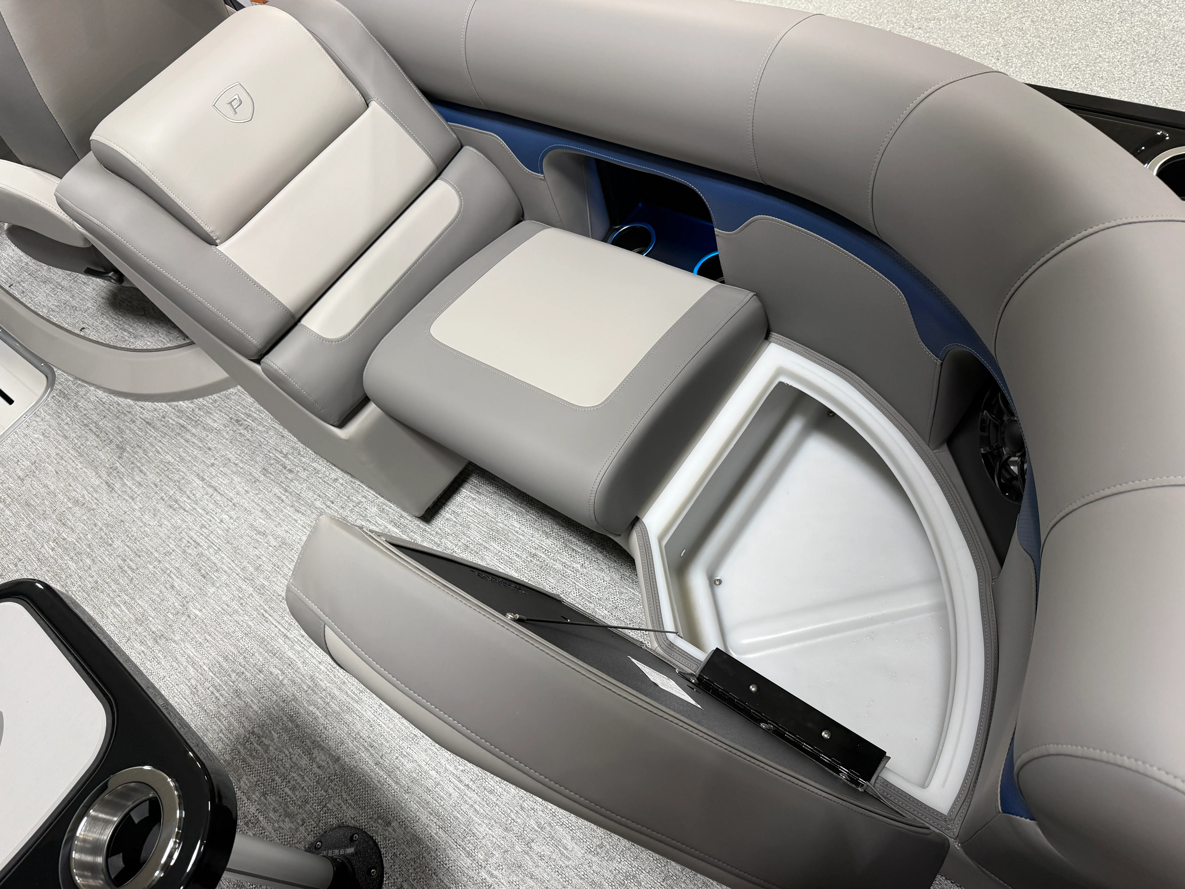 2026 Premier 210SUNSATION Image Thumbnail #28