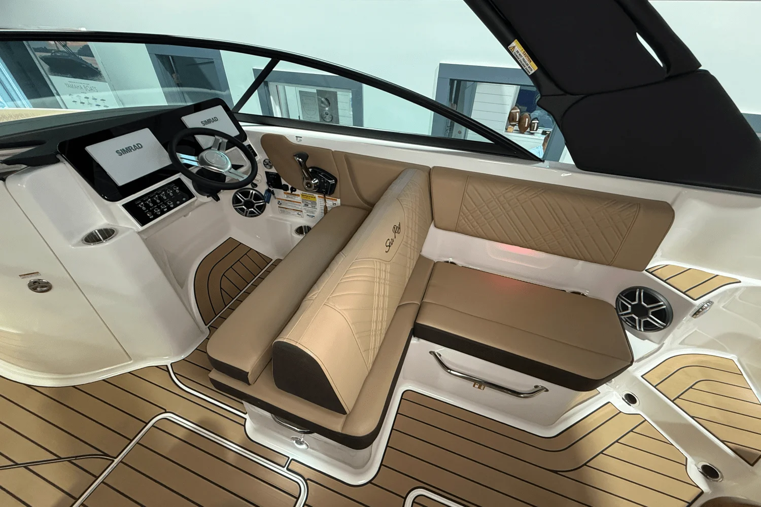 2026 Sea Ray SDX 250 Image Thumbnail #12