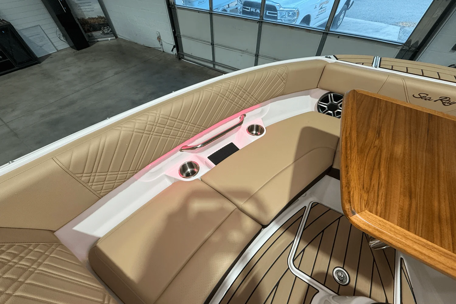 2026 Sea Ray SDX 250 Image Thumbnail #21