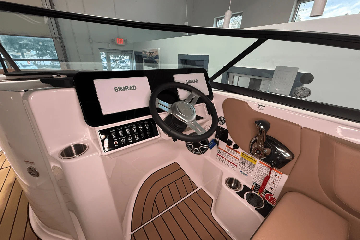 2026 Sea Ray SDX 250 Image Thumbnail #15