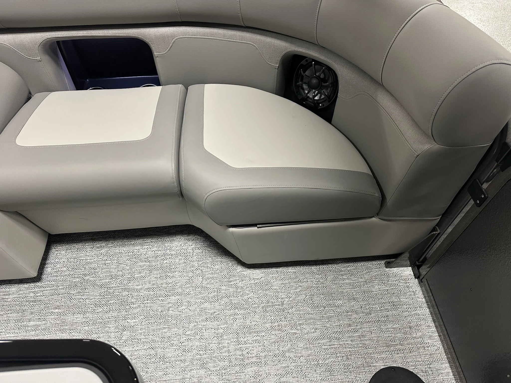 2026 Premier 210SUNSATION Image Thumbnail #24